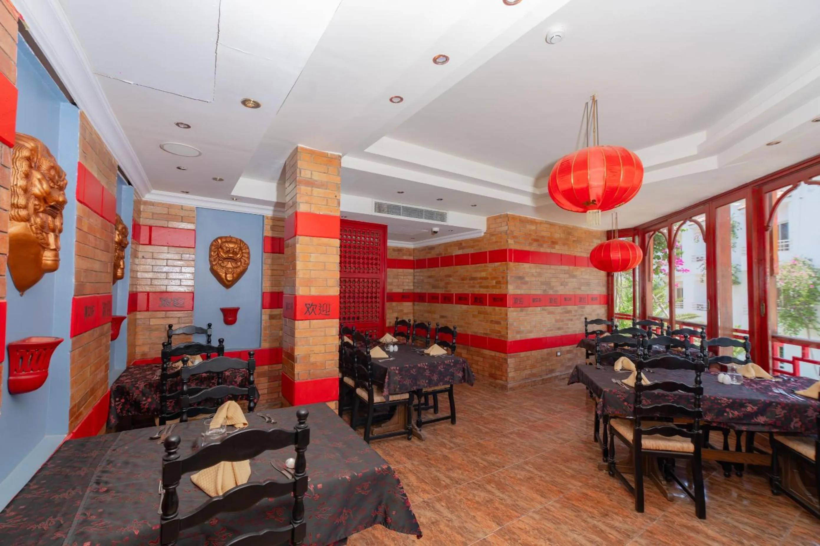 Restaurant/places to eat in MinaMark Beach Resort for Families and Couples Only