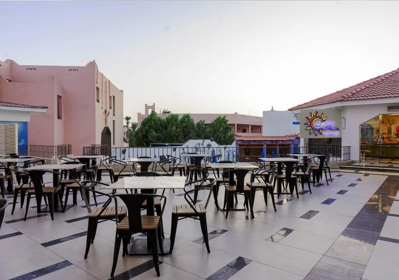 Restaurant/places to eat in MinaMark Beach Resort for Families and Couples Only