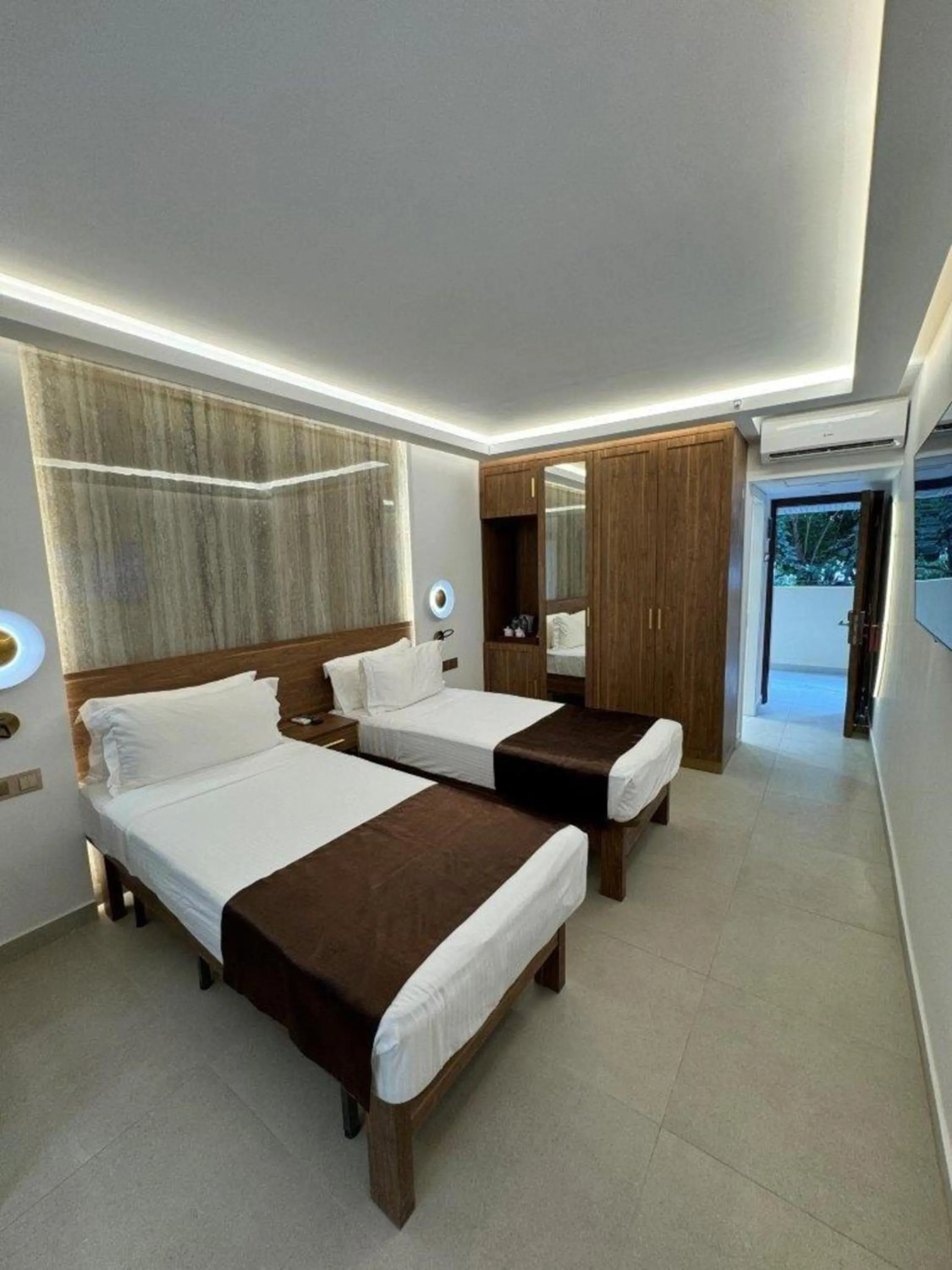 Bed in Coral Strand Smart Choice