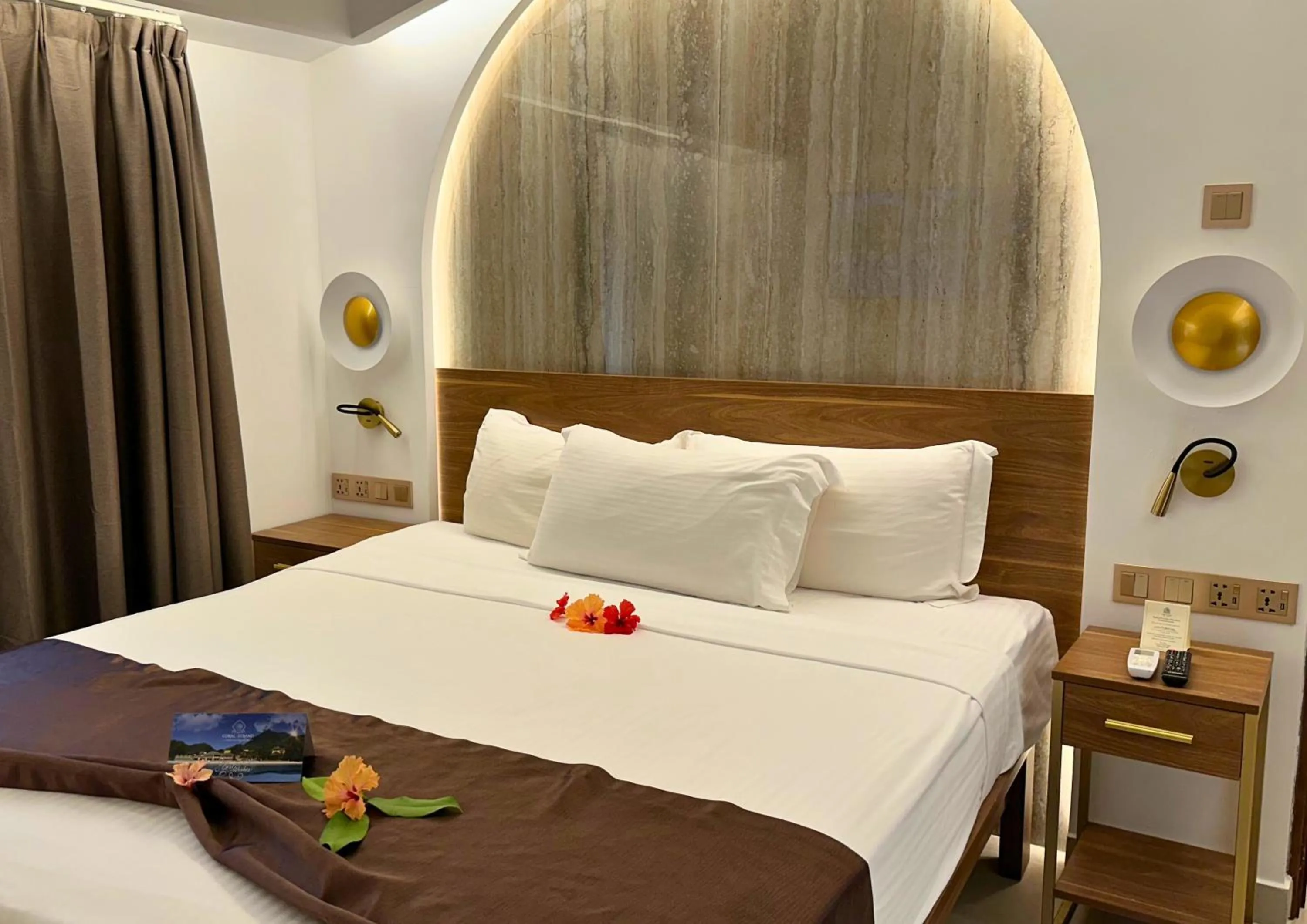 Bed in Coral Strand Smart Choice