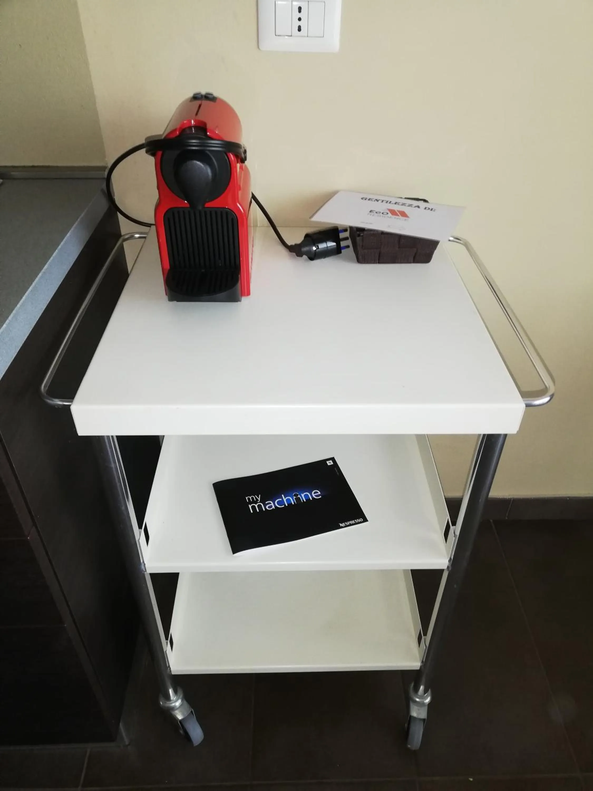 Coffee/tea facilities in Eco-Residence