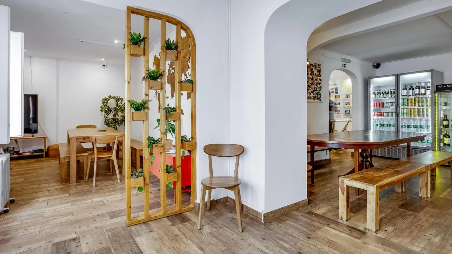 Dining area in Hostel Casa d'Alagoa