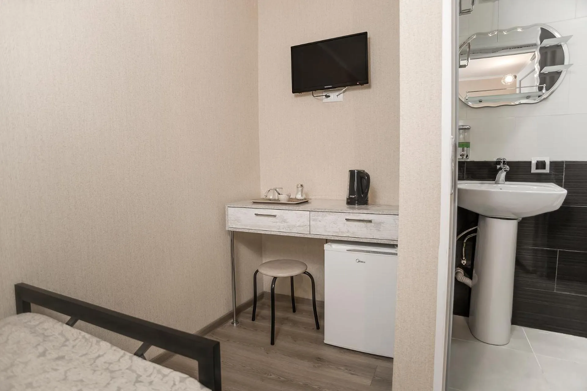 Photo of the whole room in Home25