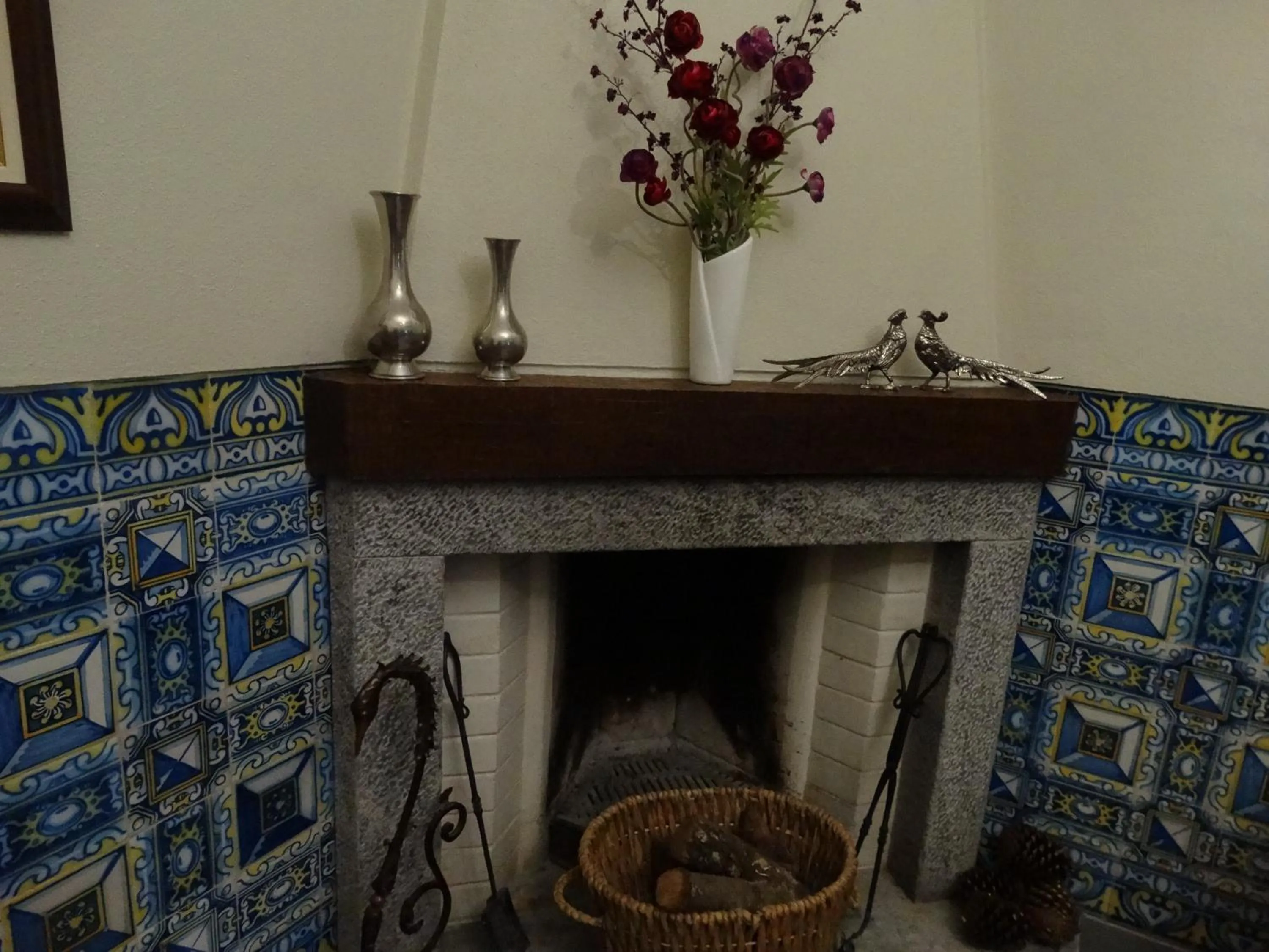 Communal lounge/ TV room in Hotel Santa Barbara