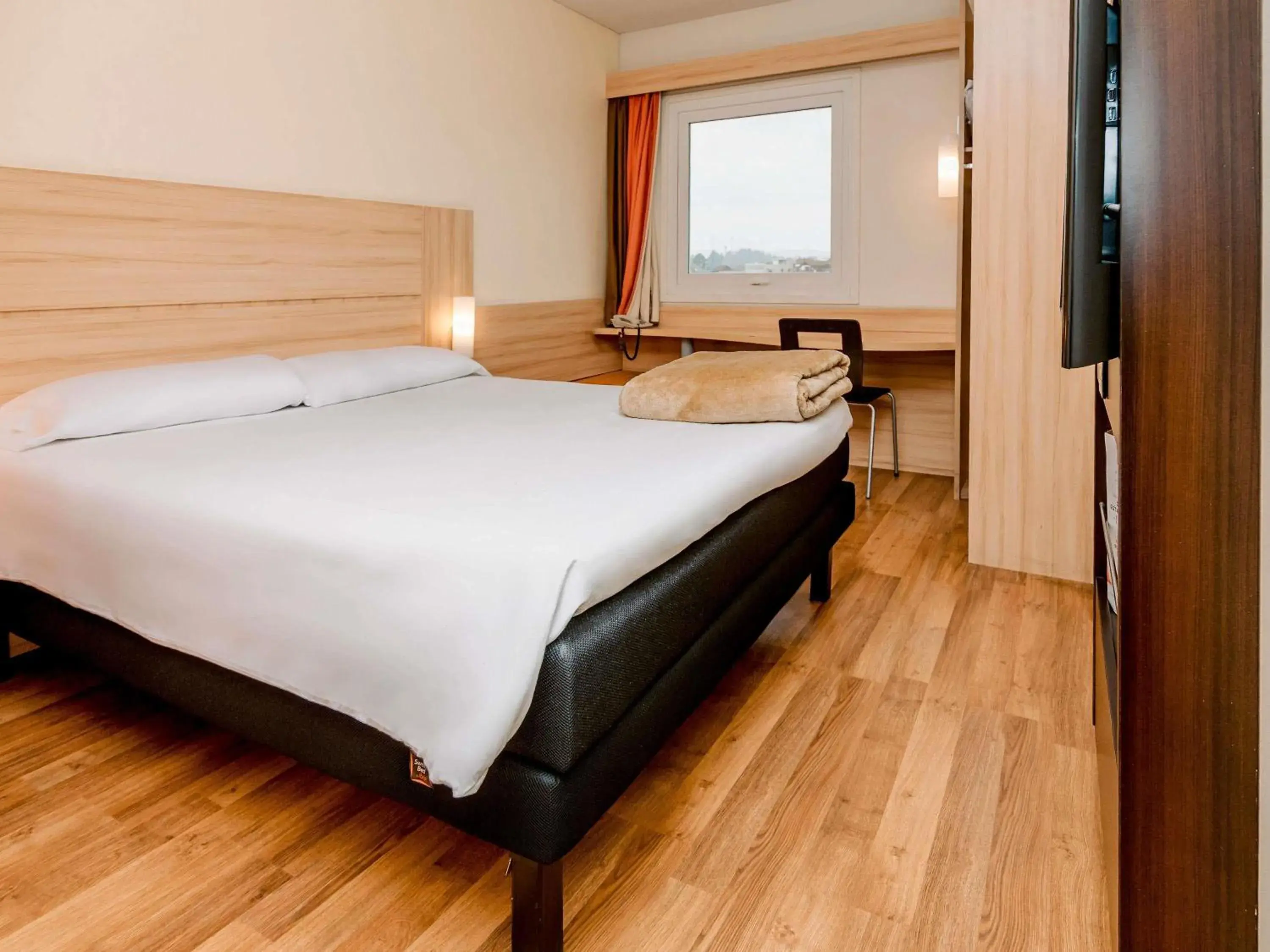 Standard Double Room in ibis Concepcion Standard Double Room in ibis Concepcion