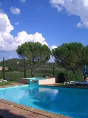 Facade/entrance in Borgo Nuovo San Martino