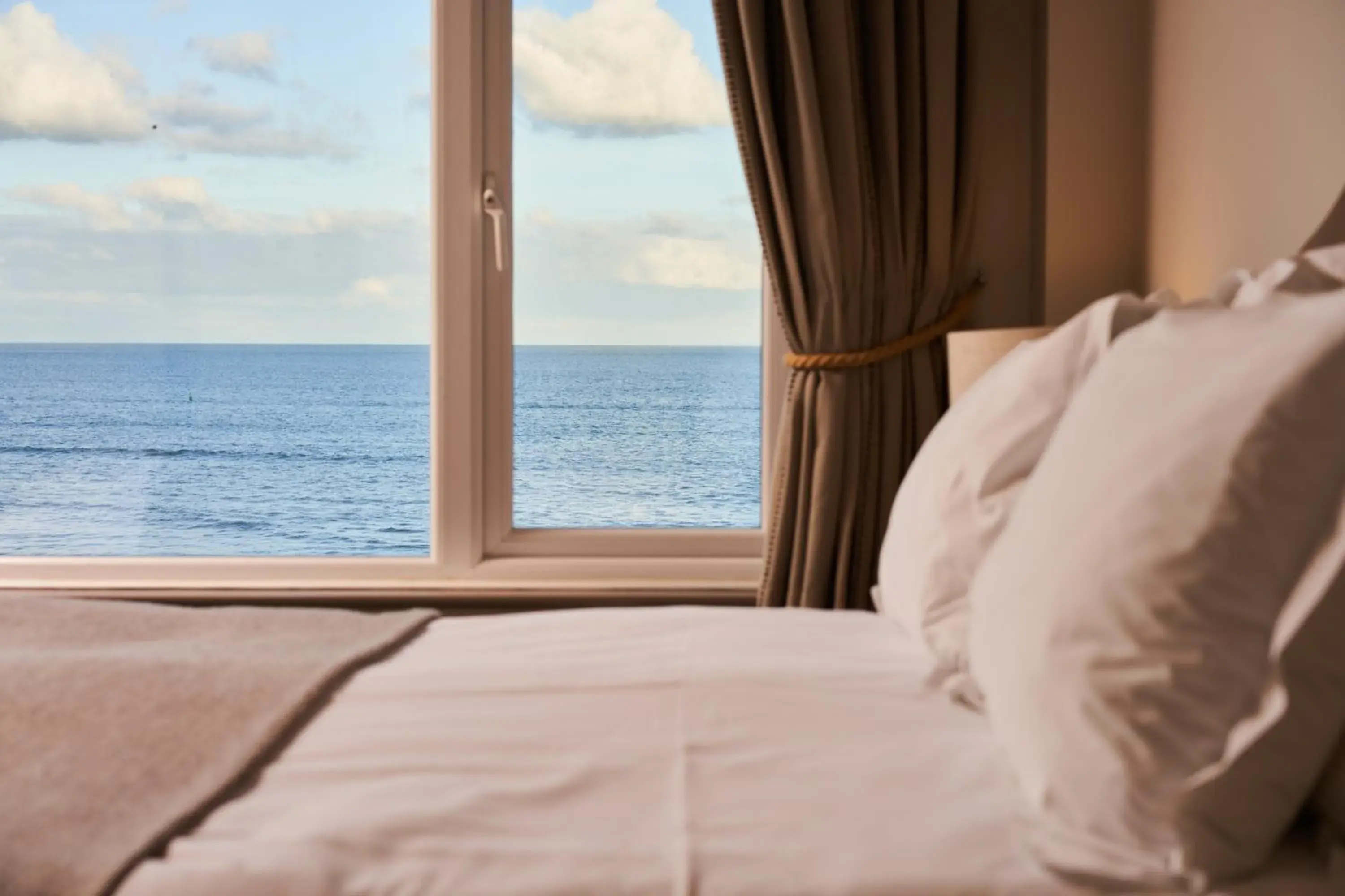 Standard Double Room with Sea View - single occupancy in Pedn-Olva Standard Double Room with Sea View - single occupancy in Pedn-Olva