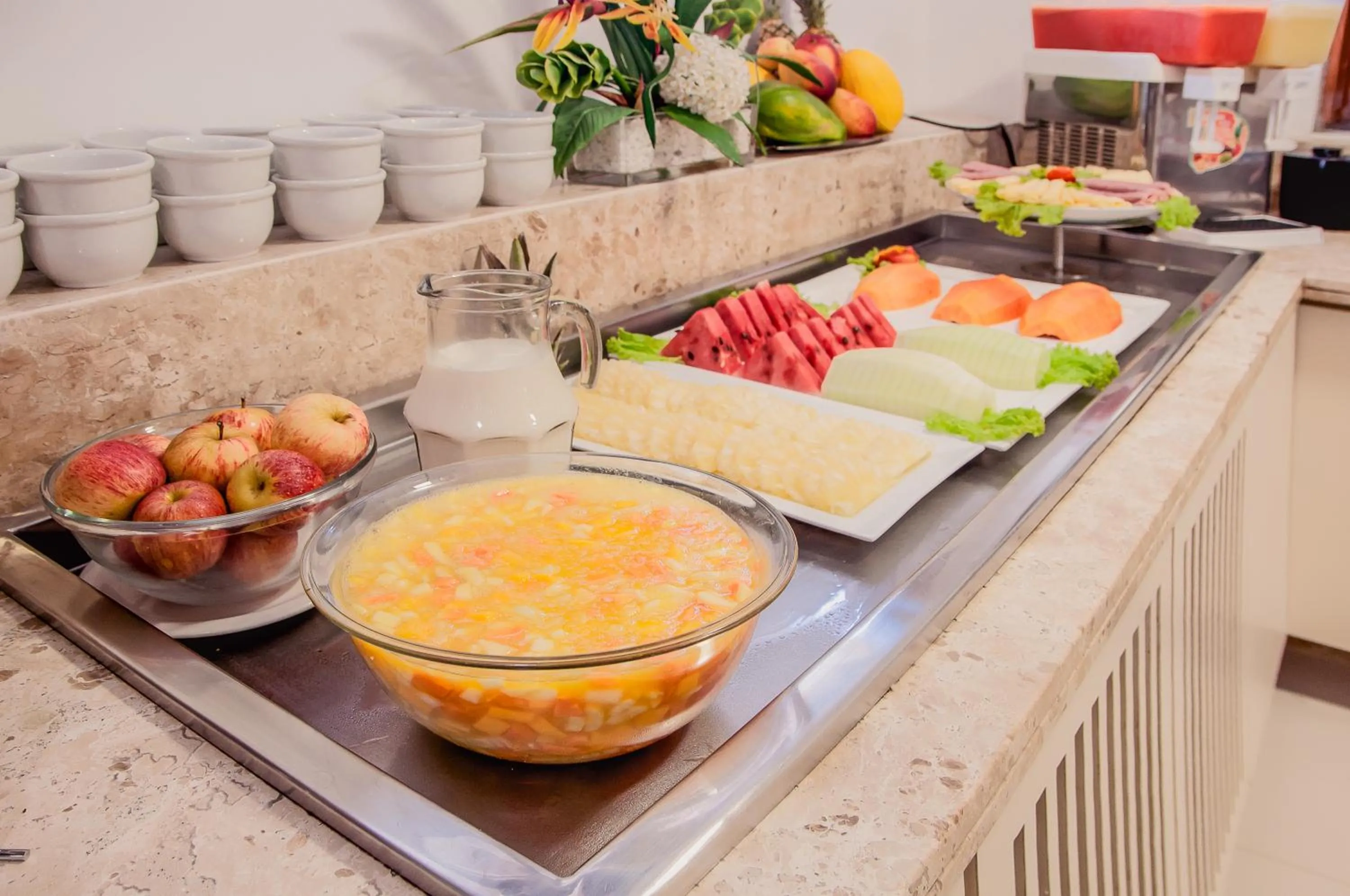 Restaurant/places to eat in Hotel Corais de Tambau