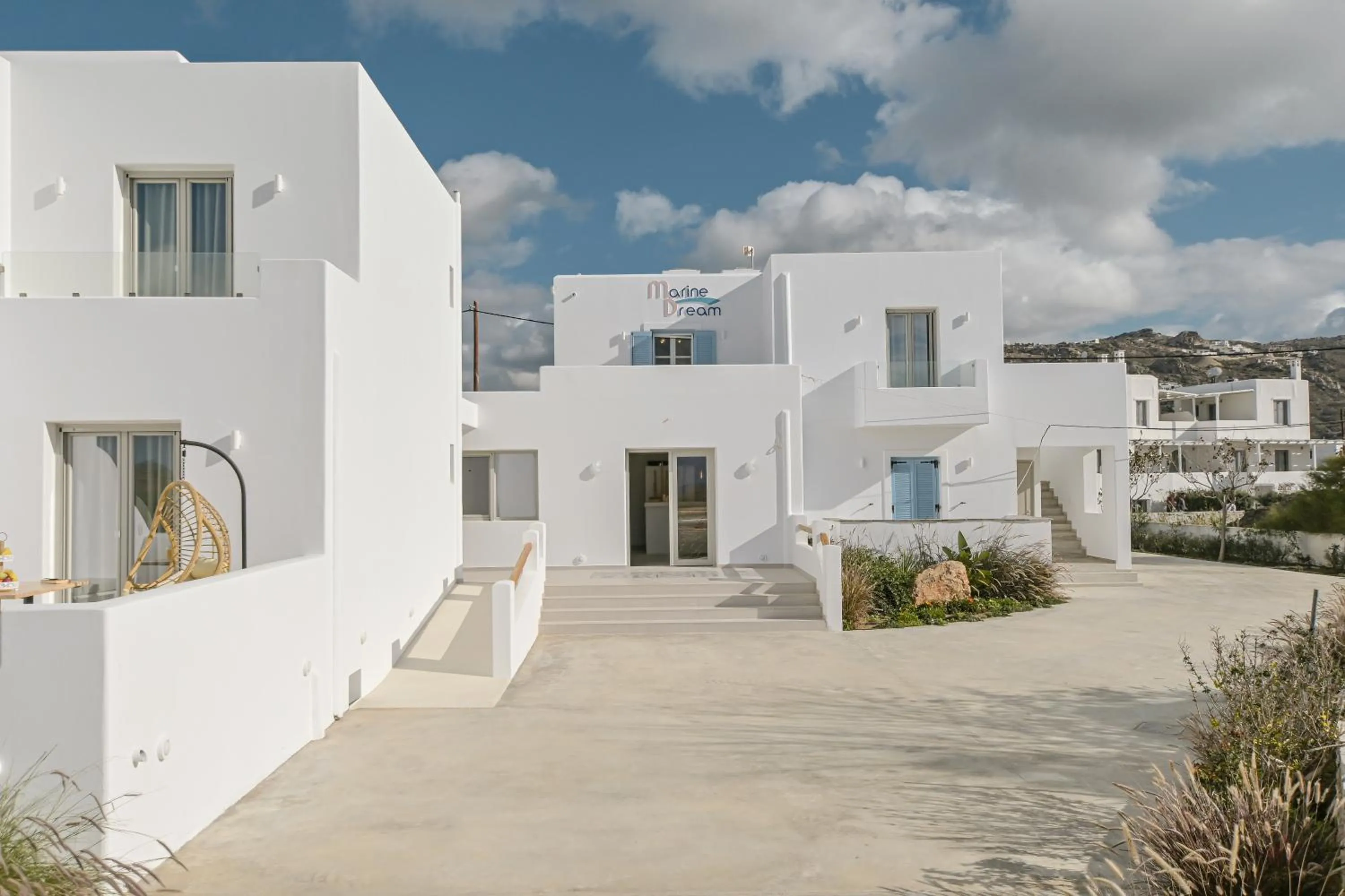 Property building in Marine Dream