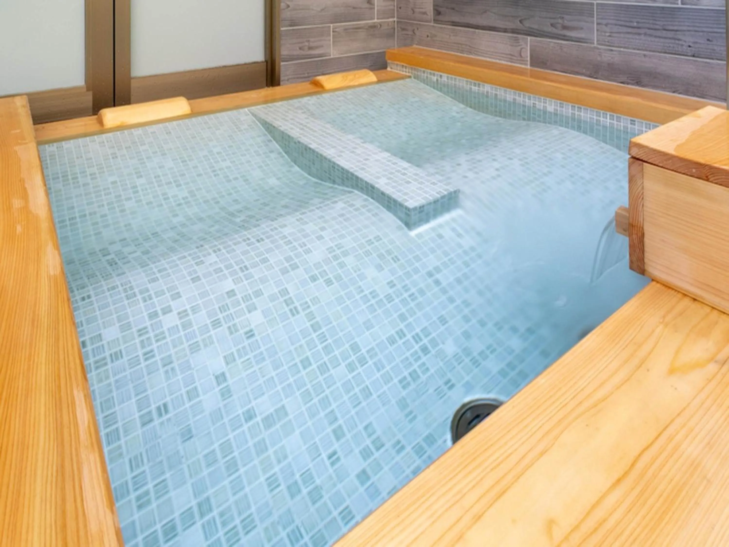 Public Bath in Nishitetsu Hotel Croom Nagoya