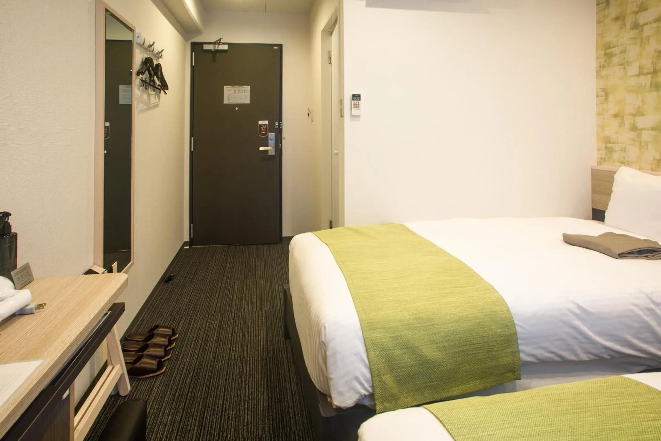 Bed in Kuretake Inn Nankai Sakai-Ekimae