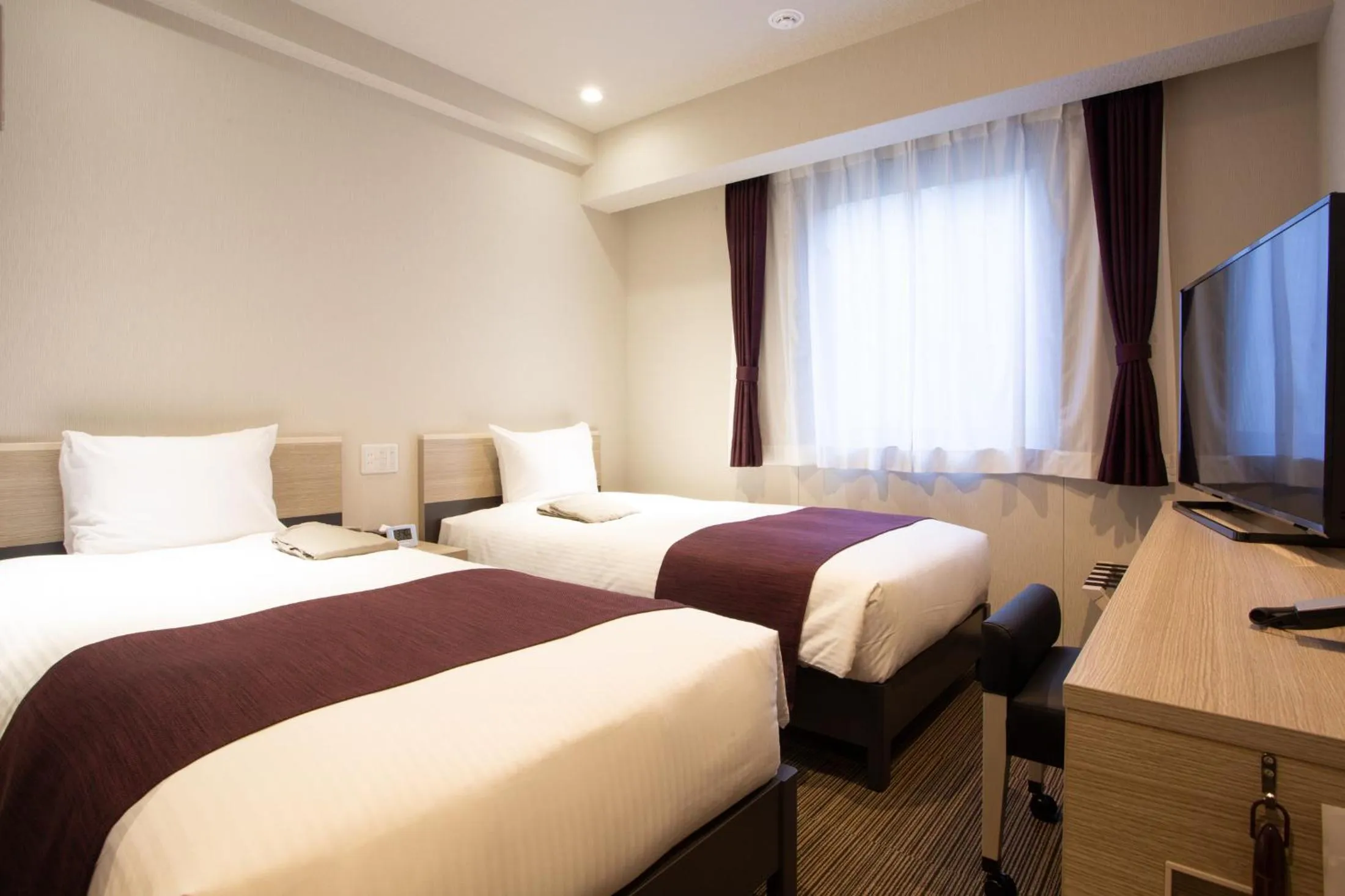 Bedroom, Bed in Kuretake Inn Osaka Midousuji Hommachi