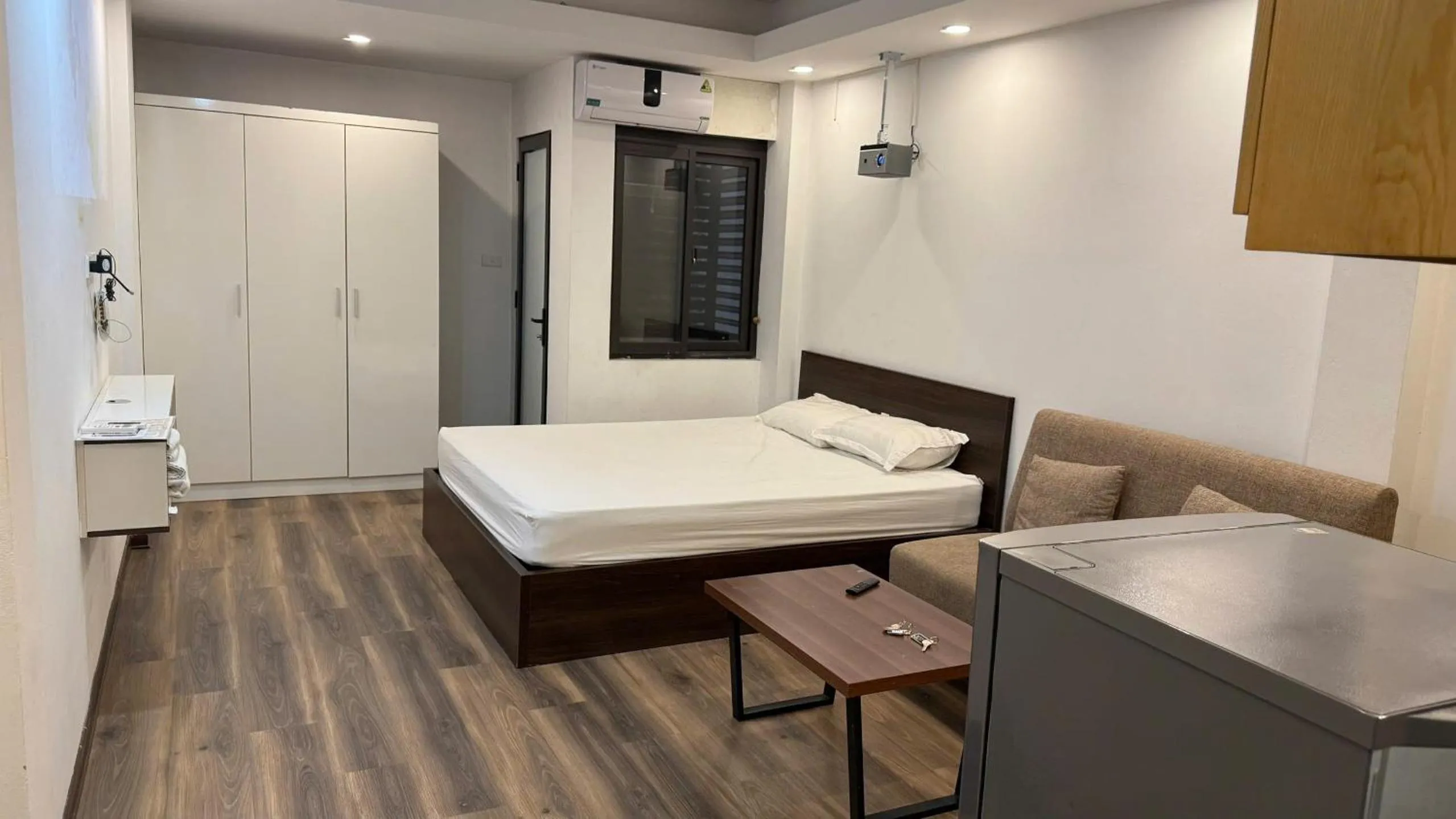 Bed in Era Ha Yen Apartment