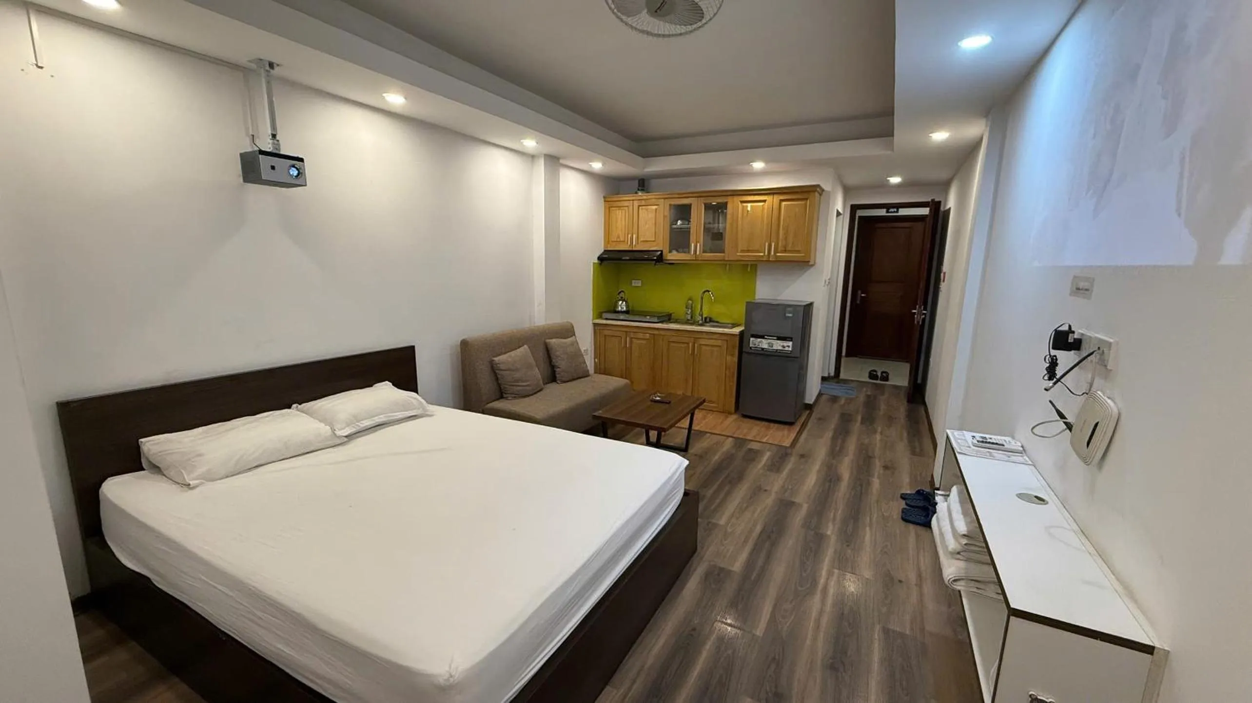 Bed in Era Ha Yen Apartment