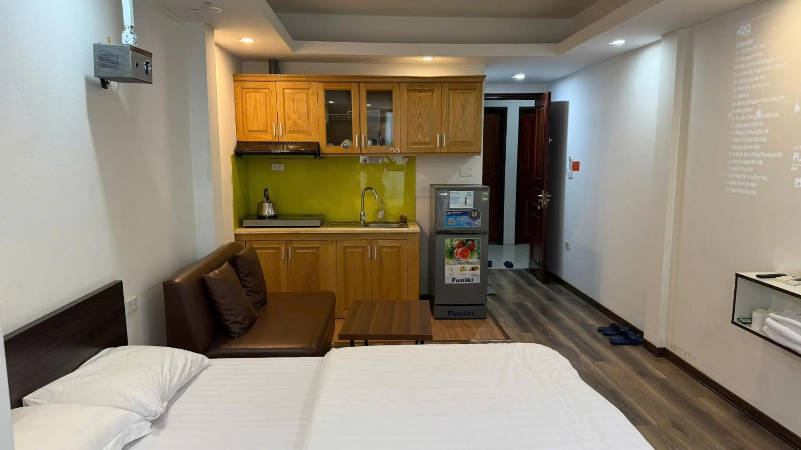 Bed in Era Ha Yen Apartment