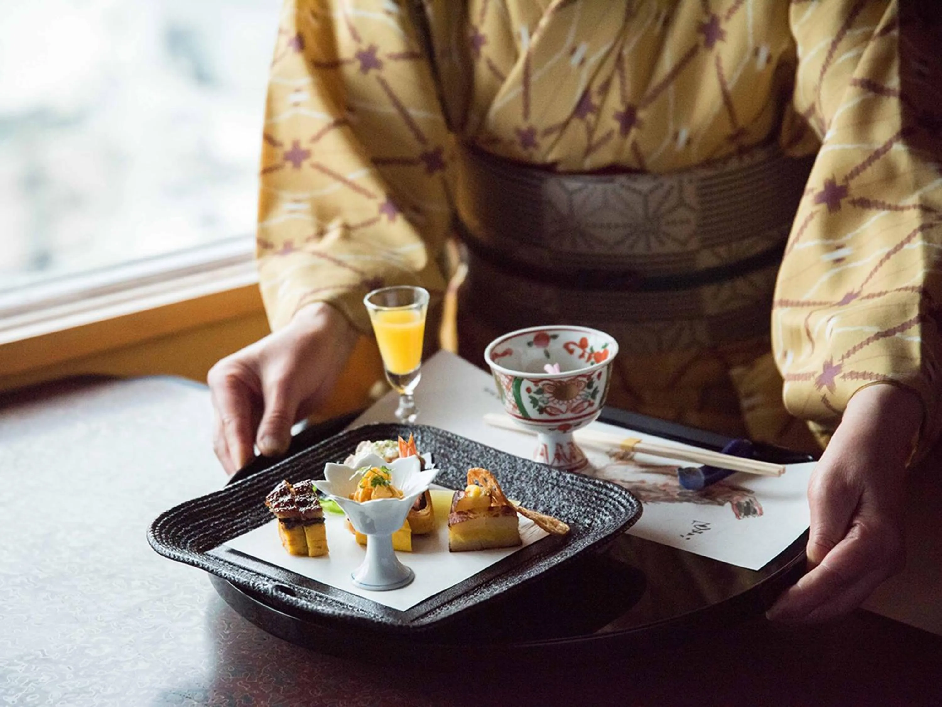 Staff in Yamatoya Besso