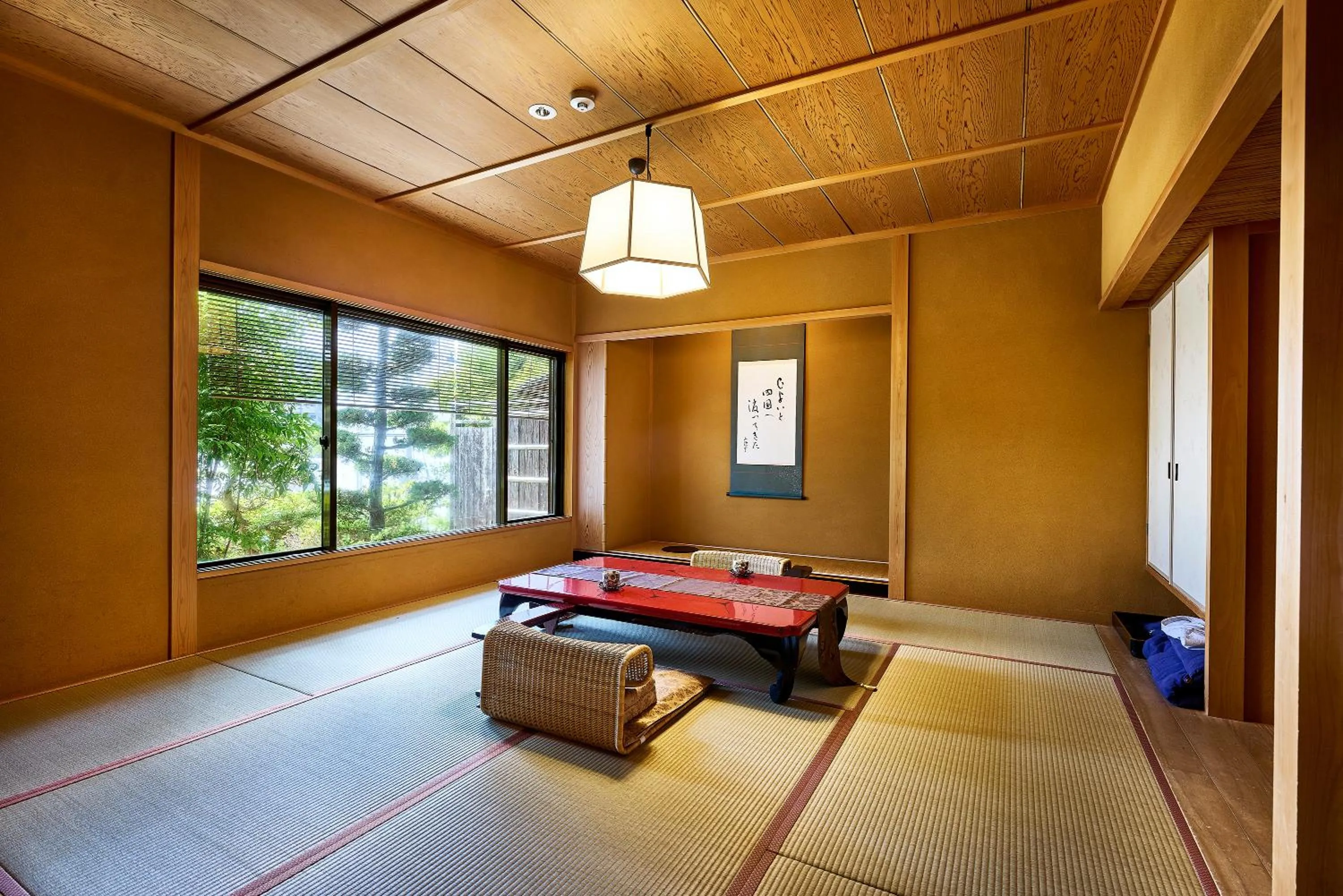 Photo of the whole room, Bed in Yamatoya Besso