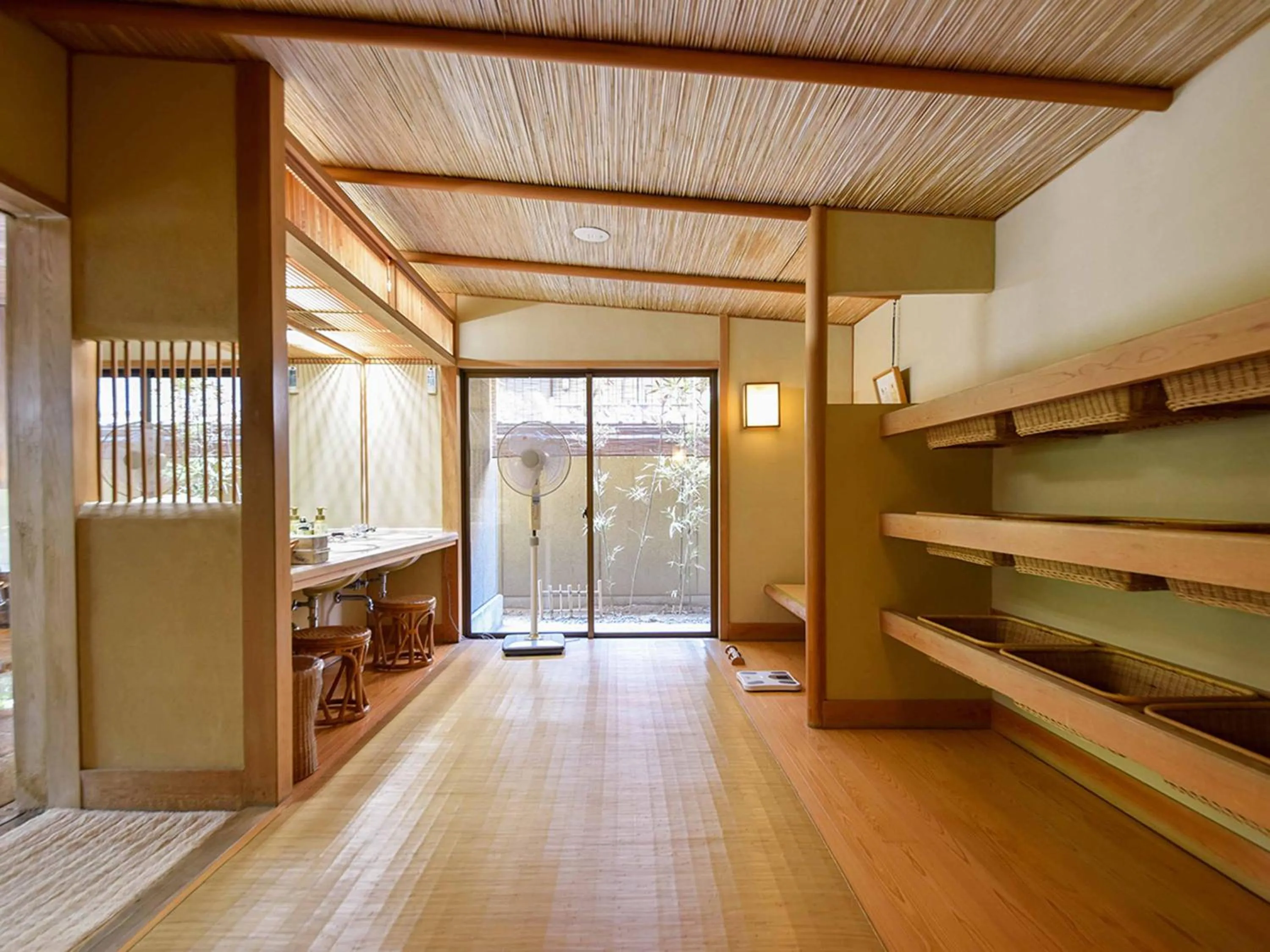 Spa and wellness centre/facilities, Bed in Yamatoya Besso