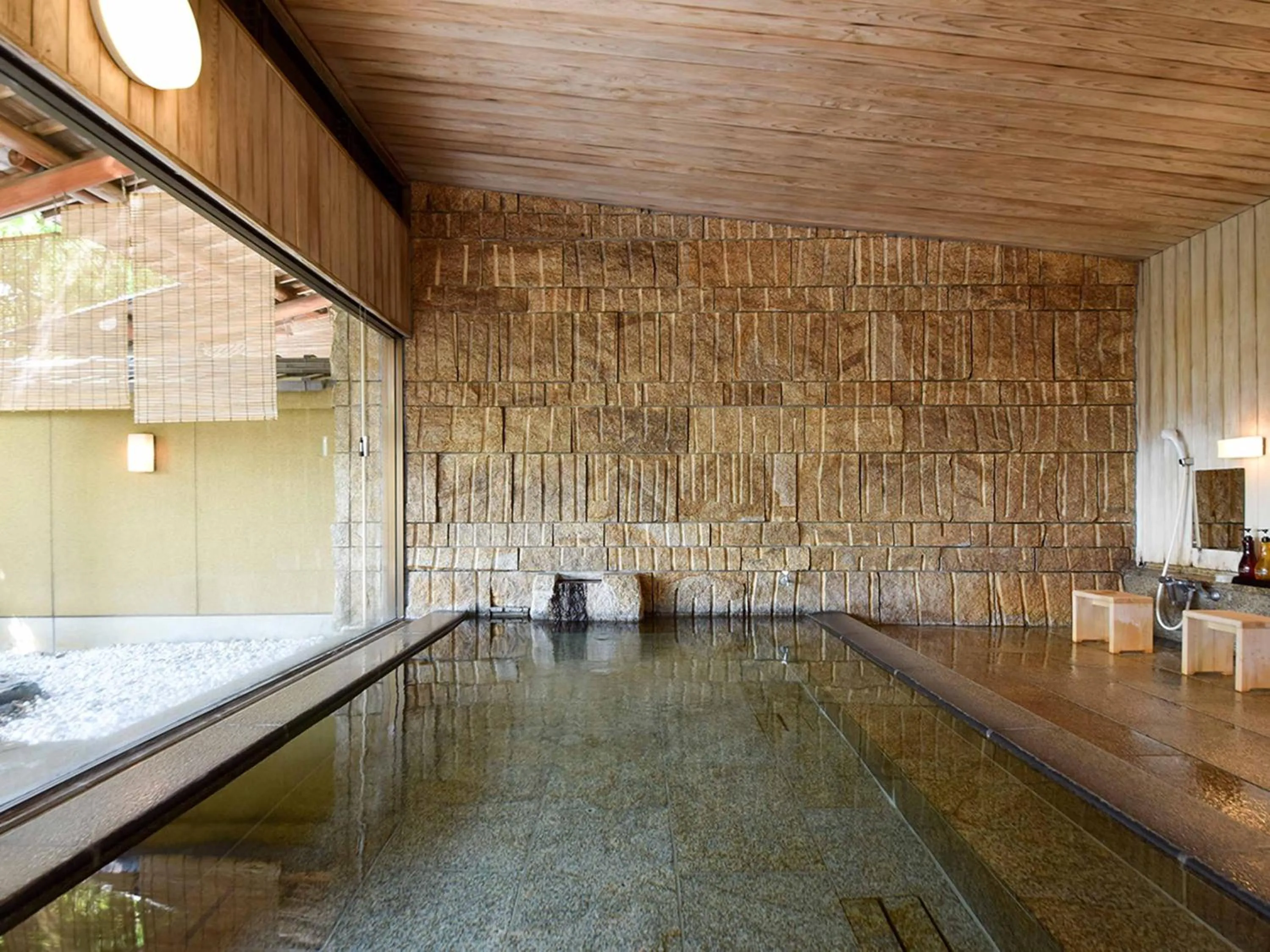 Hot Spring Bath in Yamatoya Besso