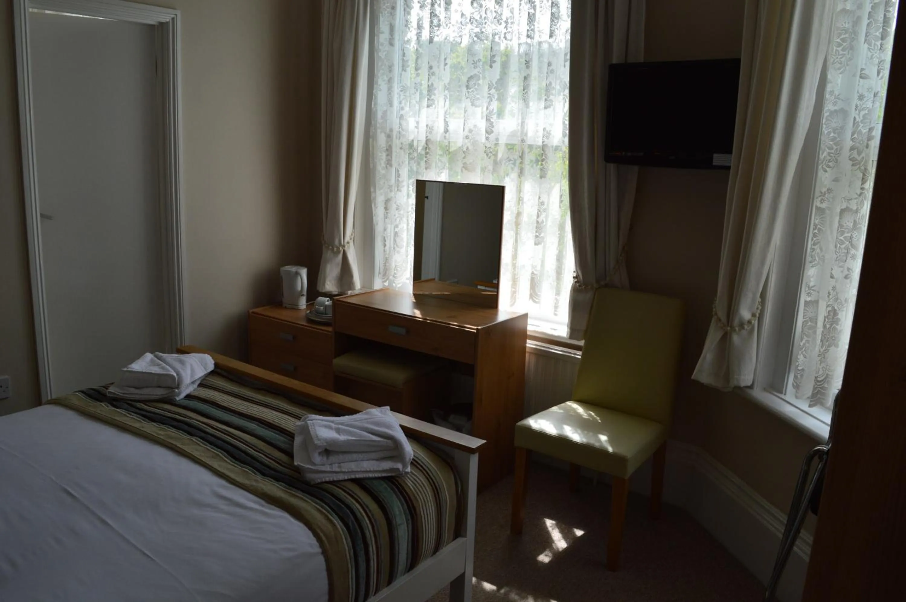 Garden view in Somerton Lodge