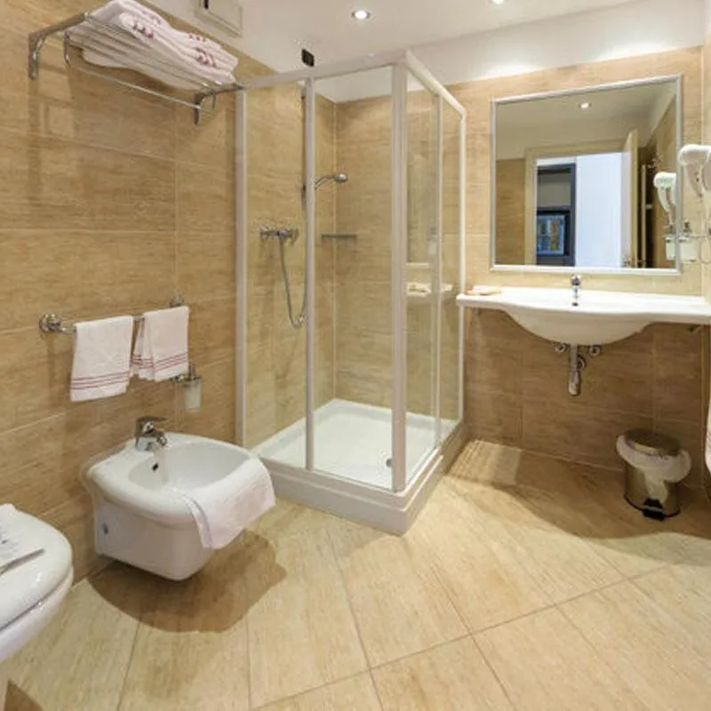 Bathroom in Confidence Hotel Viadana