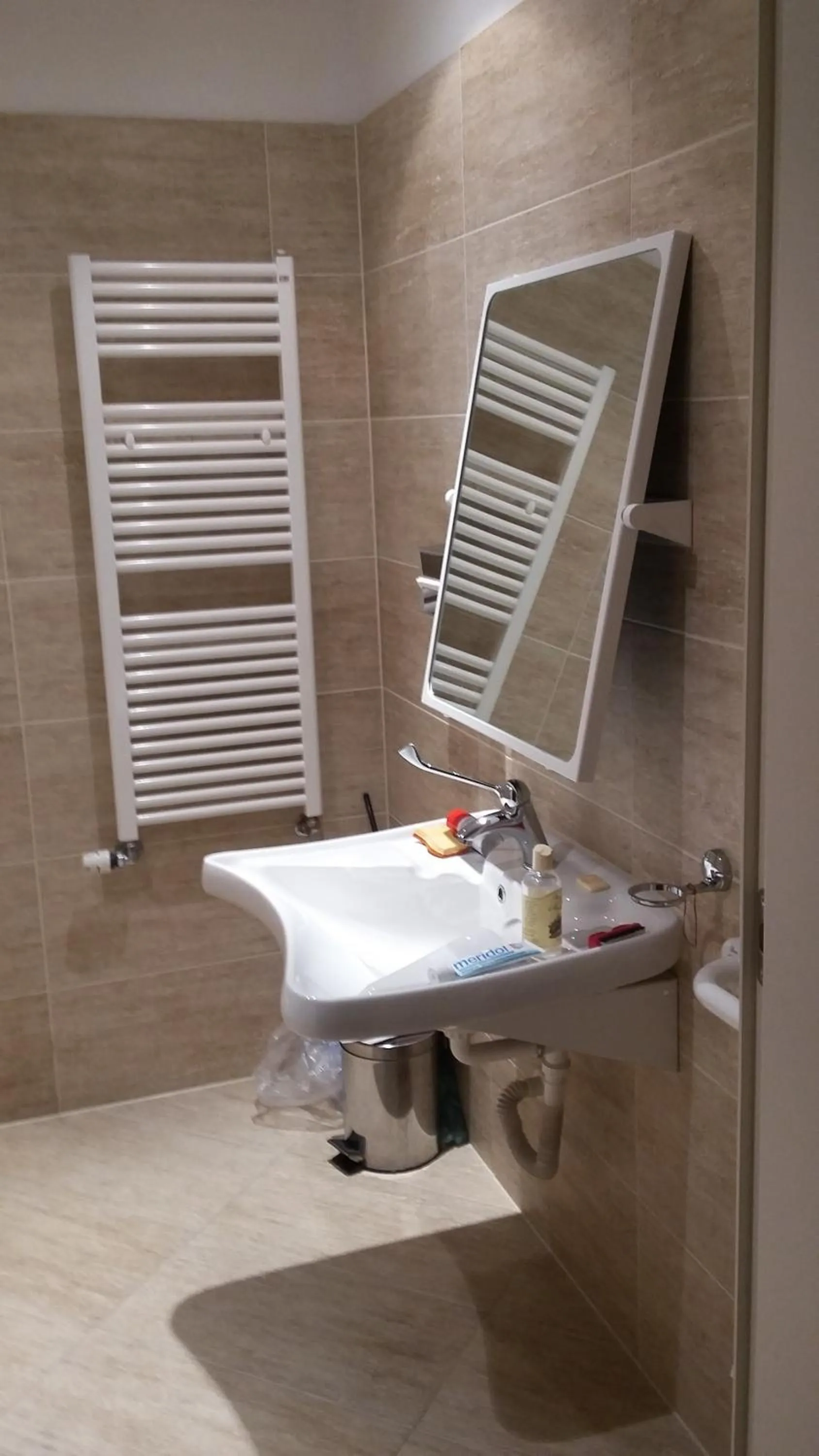 Other in Confidence Hotel Viadana