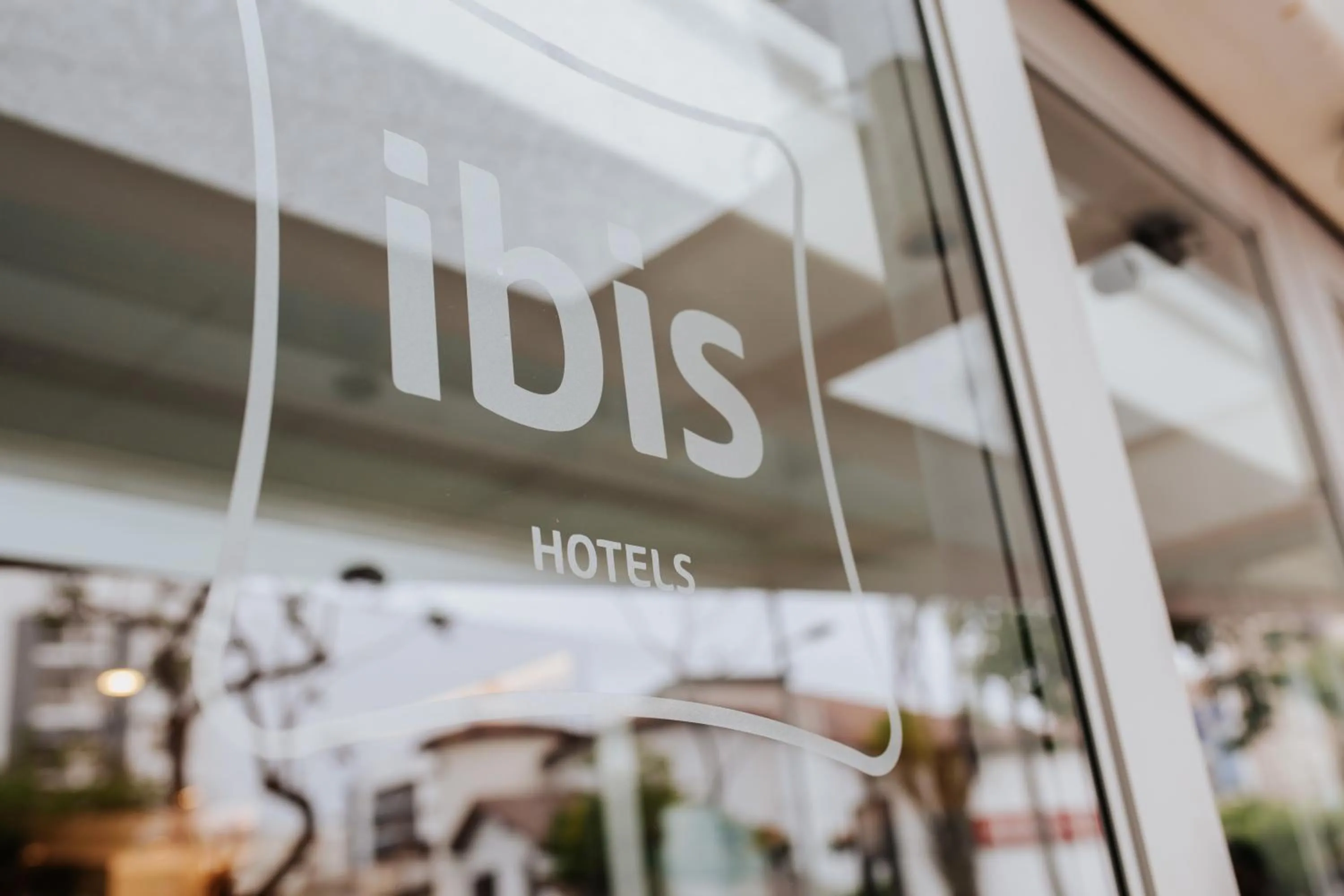 Lobby or reception in ibis Lima Larco Miraflores