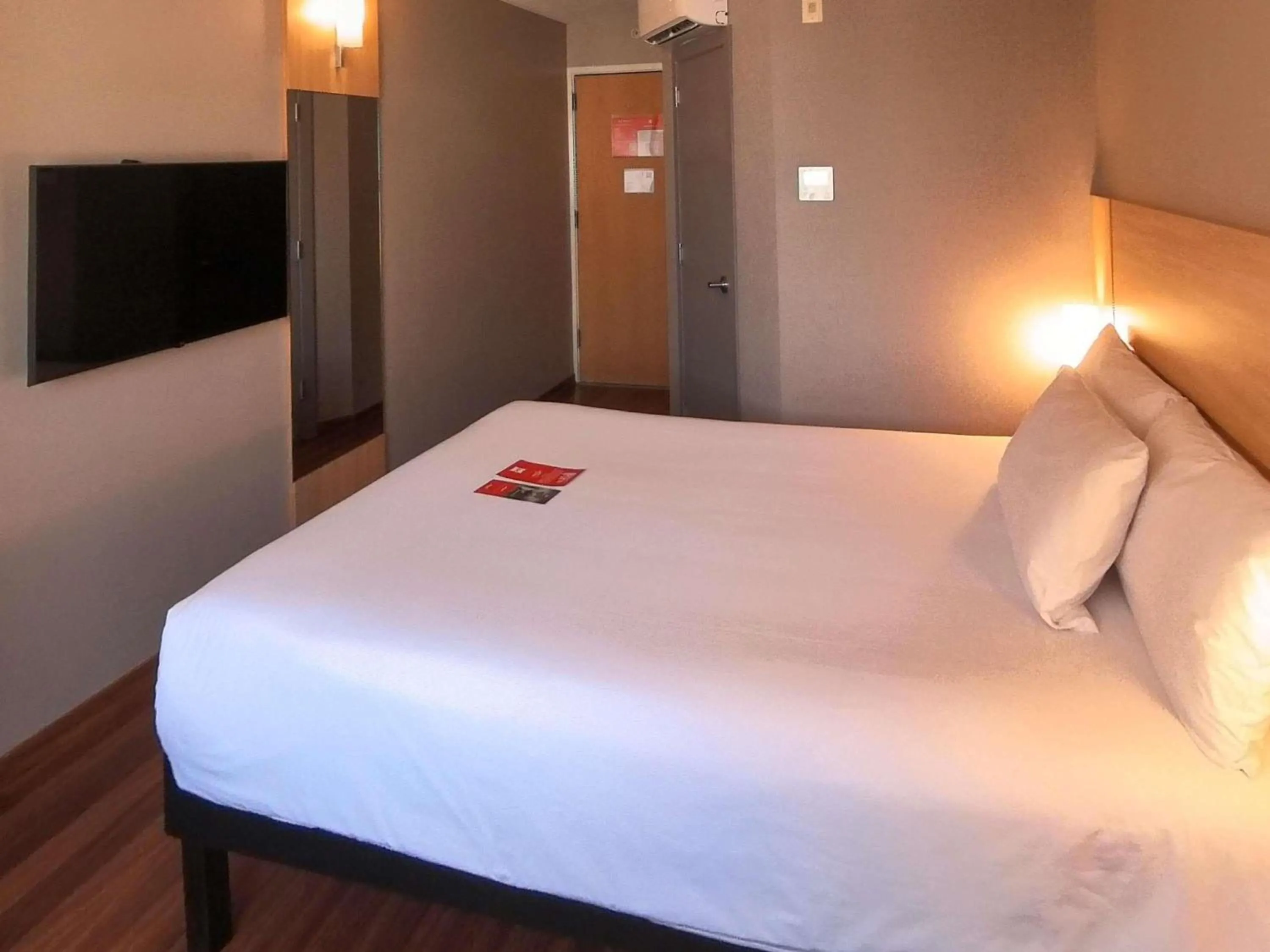 Bedroom, Bed in ibis Lima Larco Miraflores