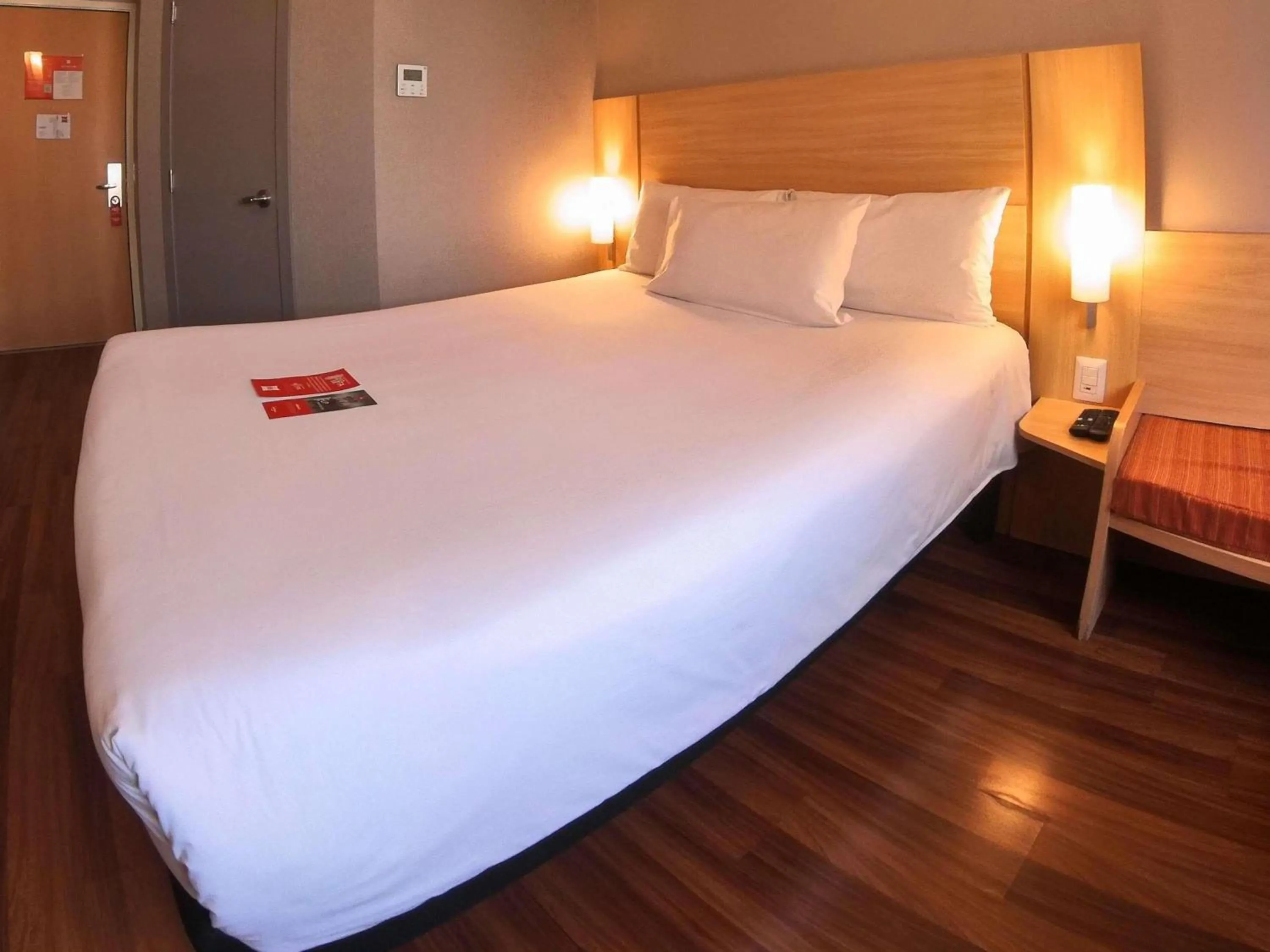 Bedroom, Bed in ibis Lima Larco Miraflores