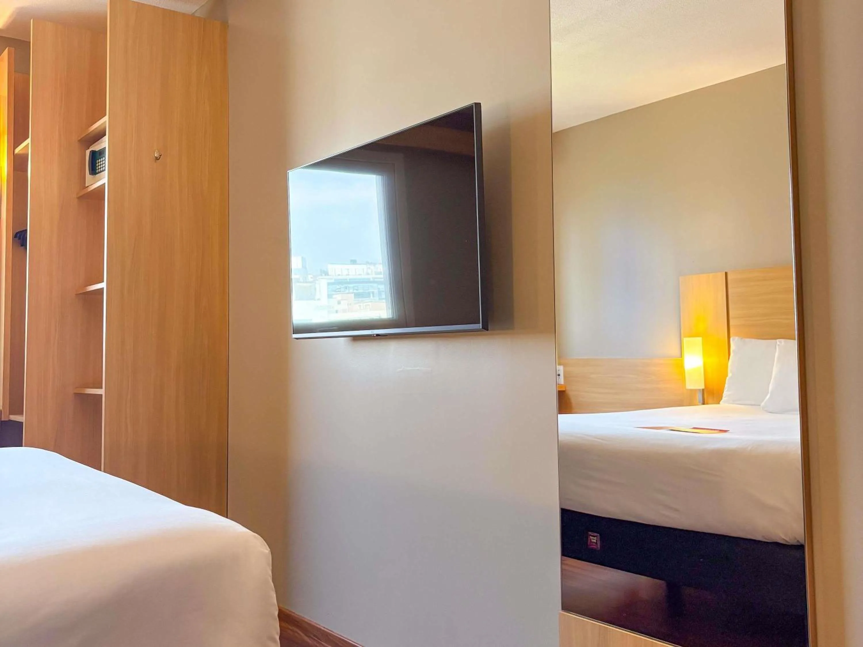 Bedroom, Bed in ibis Lima Larco Miraflores