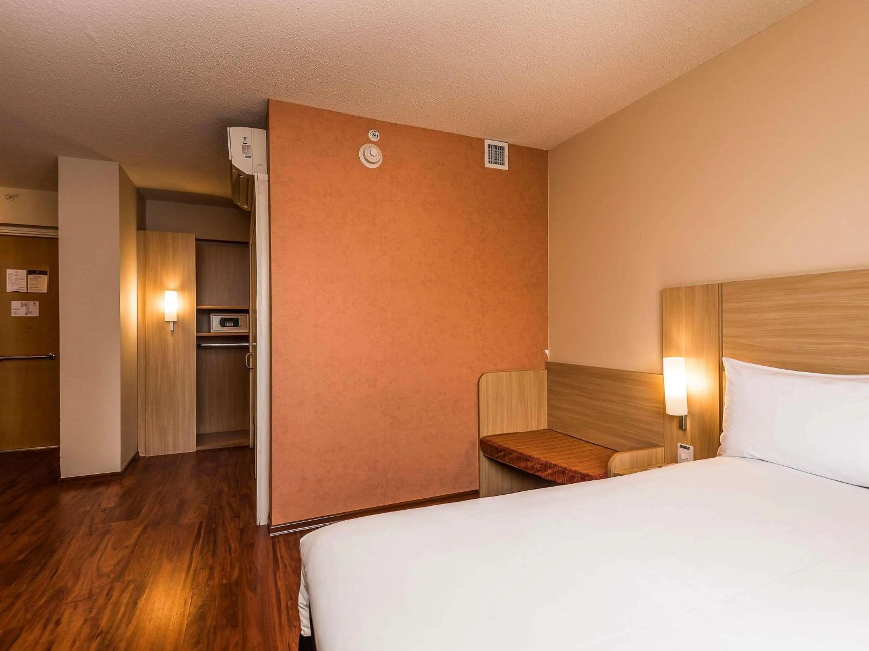 Bedroom, Bed in ibis Lima Larco Miraflores