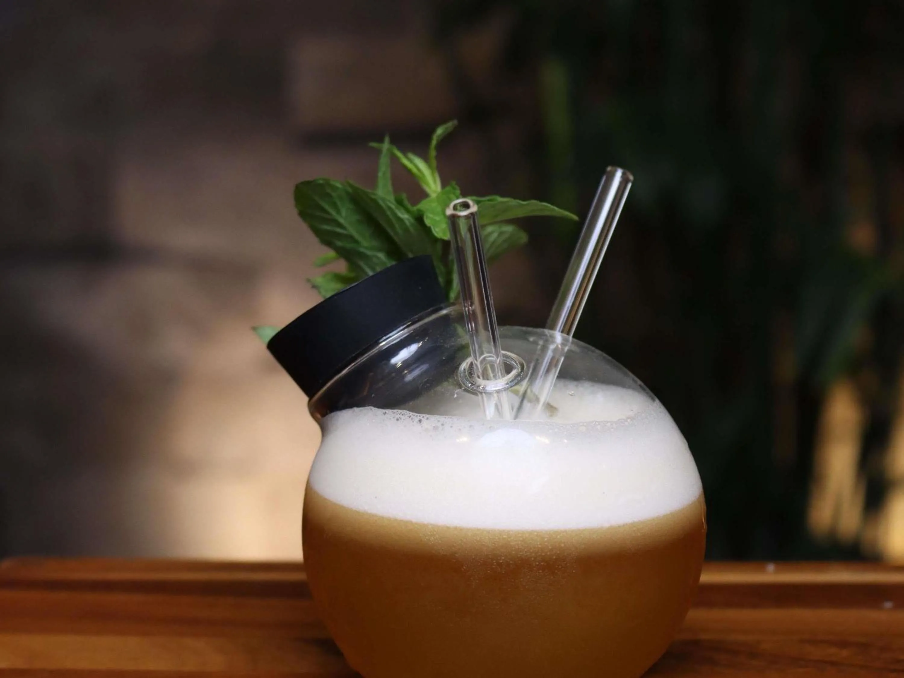 Lounge or bar in ibis Lima Larco Miraflores