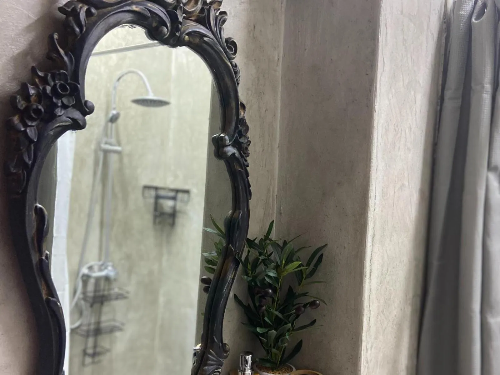 Bathroom in Aloe Guesthouse Klerksdorp