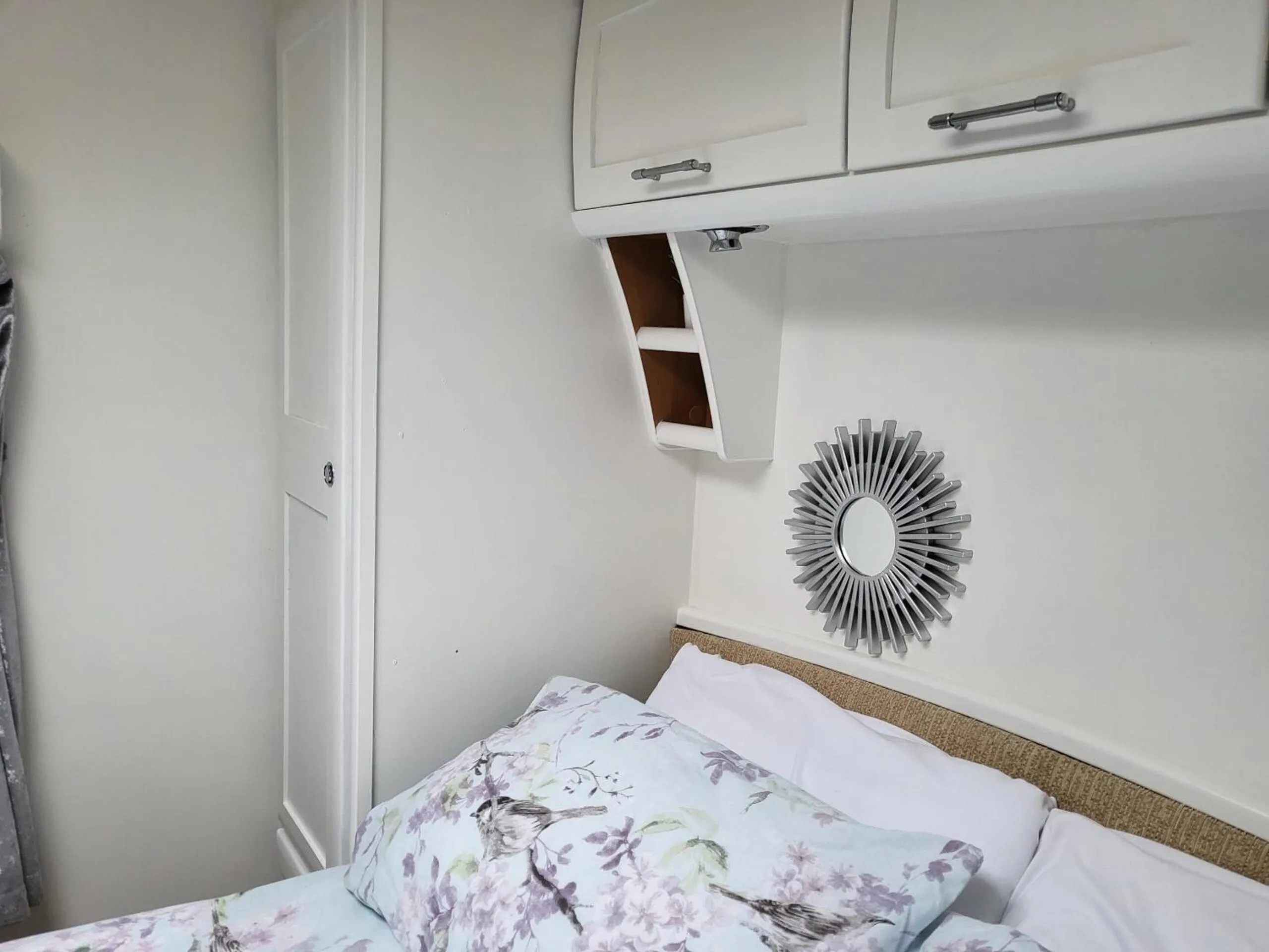 Bedroom, Bed in Glamping with Llamas