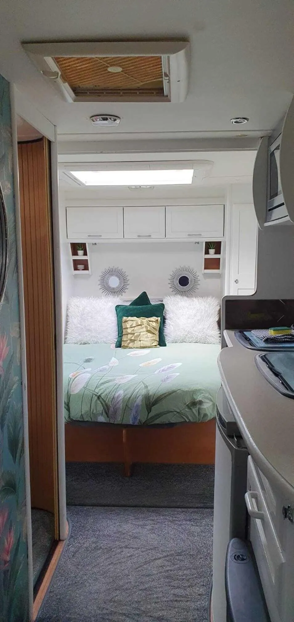 Bedroom, Bed in Glamping with Llamas