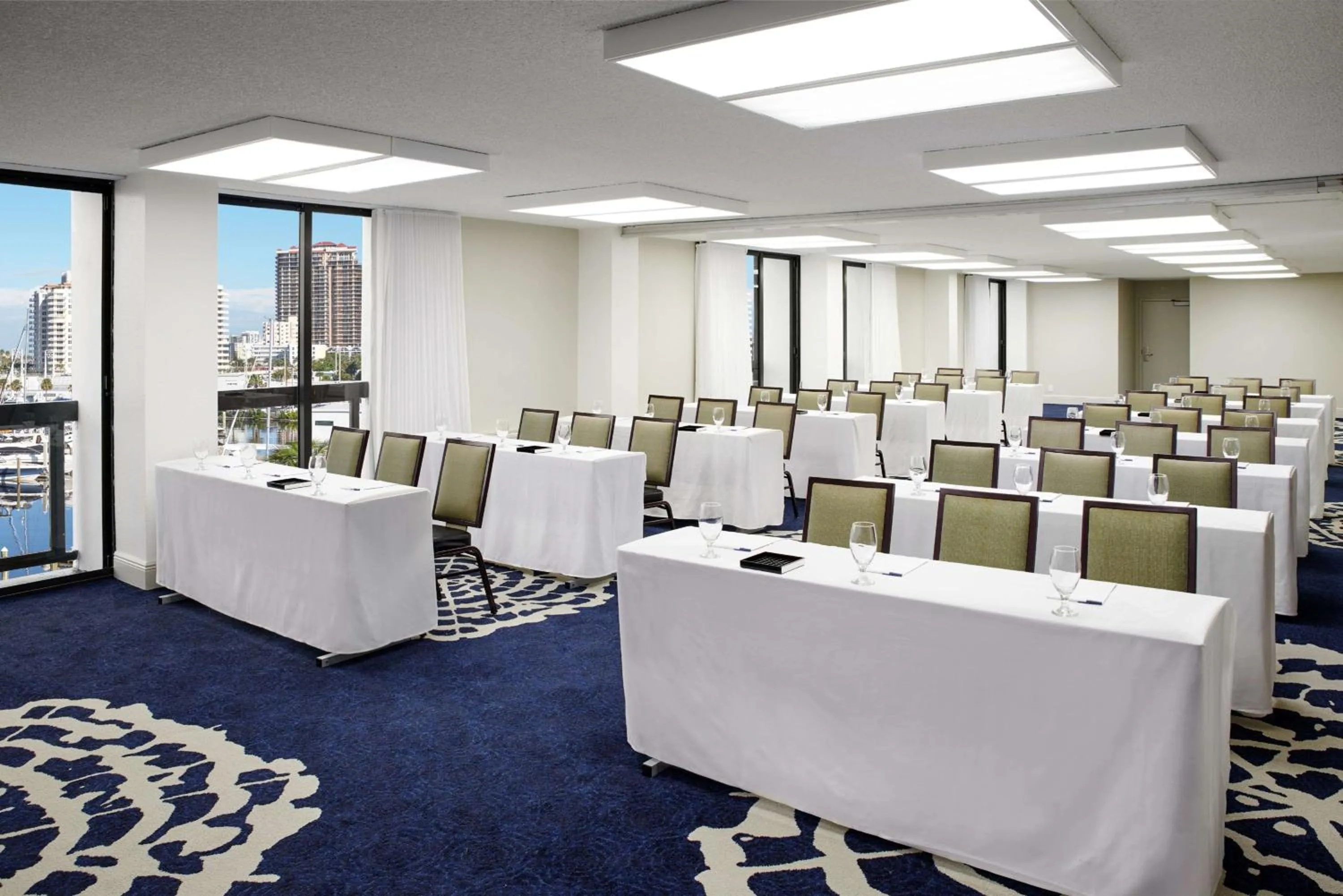 Meeting/conference room in Bahia Mar Fort Lauderdale Beach - DoubleTree by Hilton