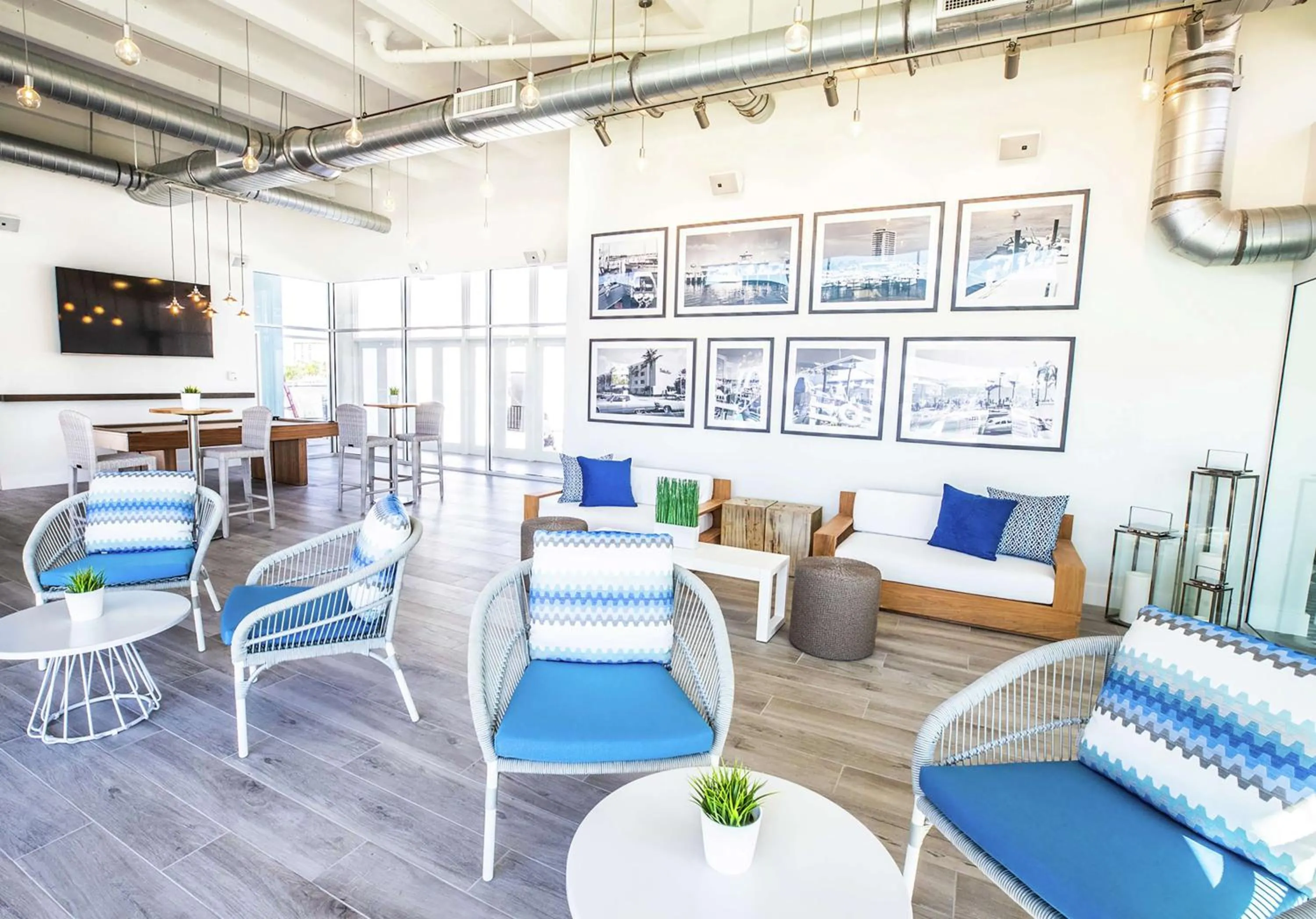 Restaurant/places to eat in Bahia Mar Fort Lauderdale Beach - DoubleTree by Hilton