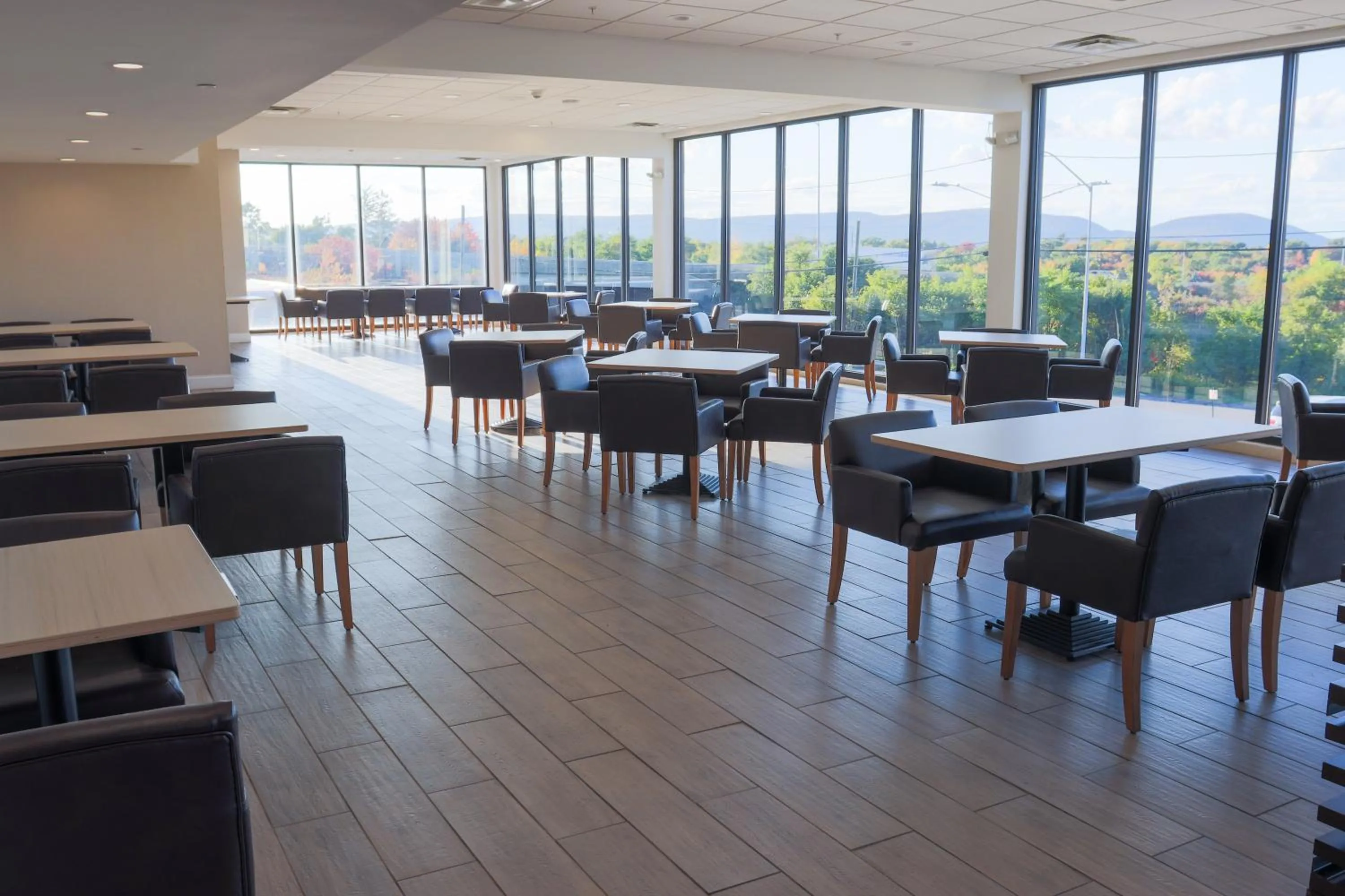 Restaurant/places to eat in Holiday Inn Scranton East - Dunmore by IHG