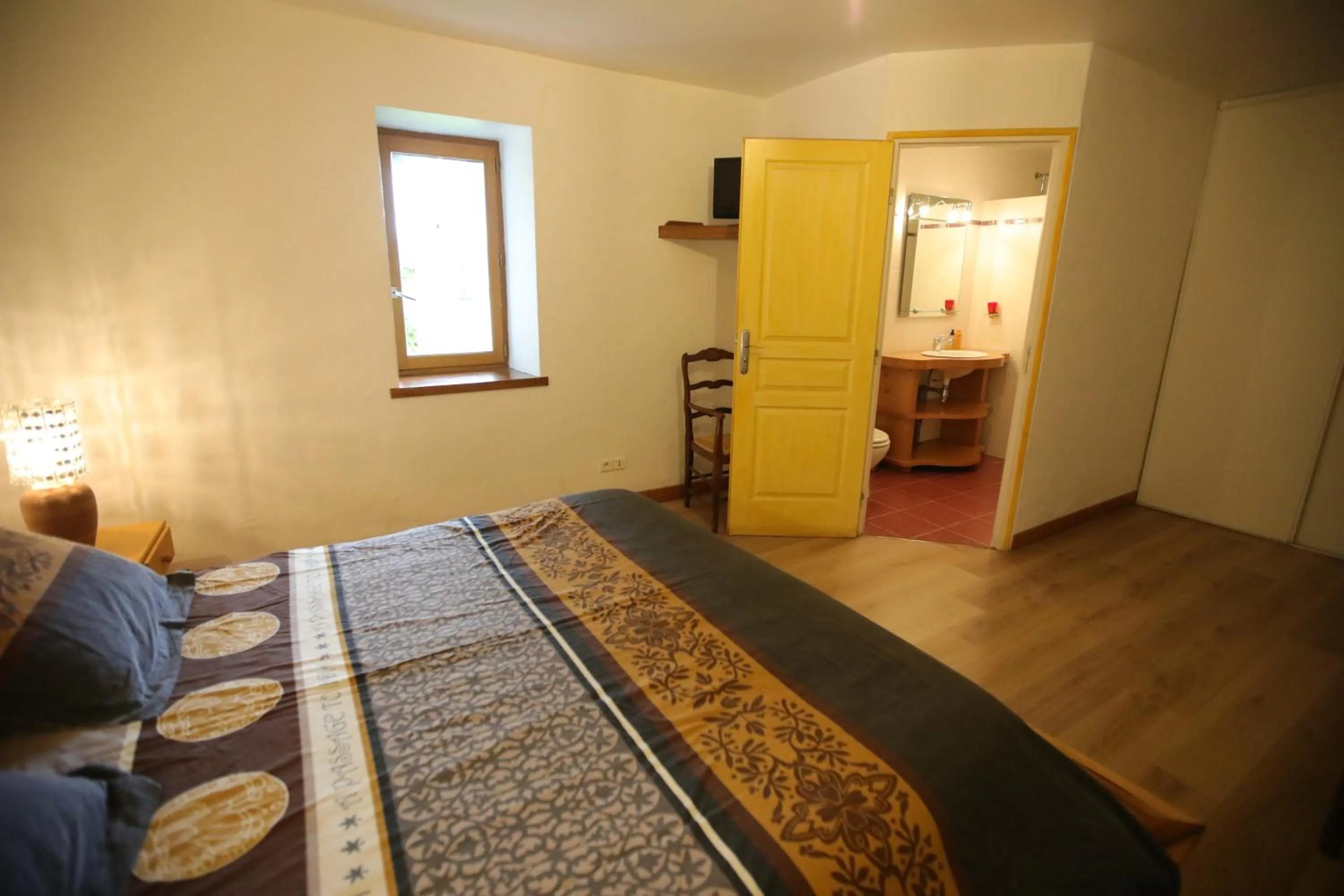 Photo of the whole room, Bed in Chambres d hotes AZKENA