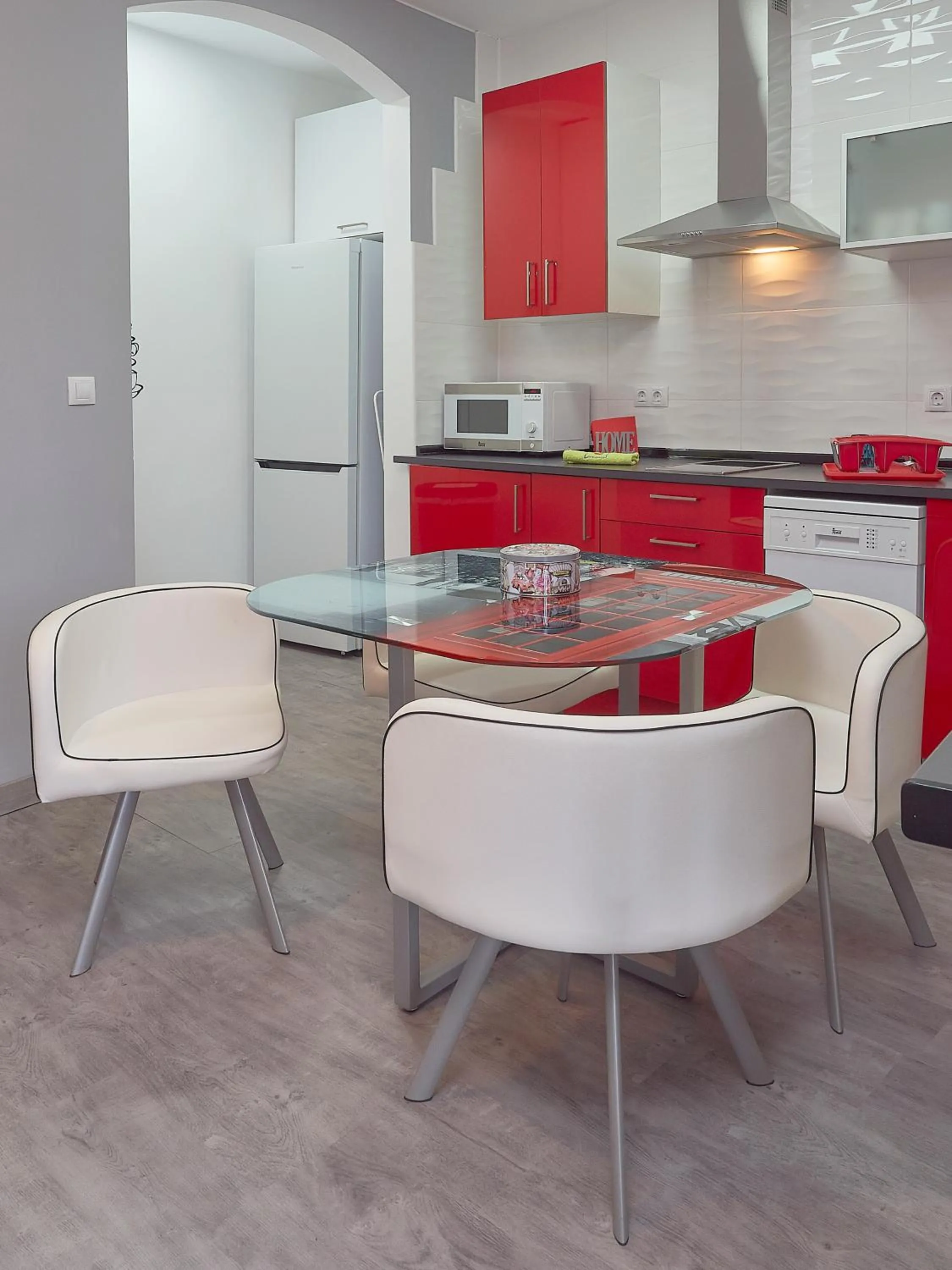 Kitchen or kitchenette in Entrevias Lodging - con Garaje y WIFI