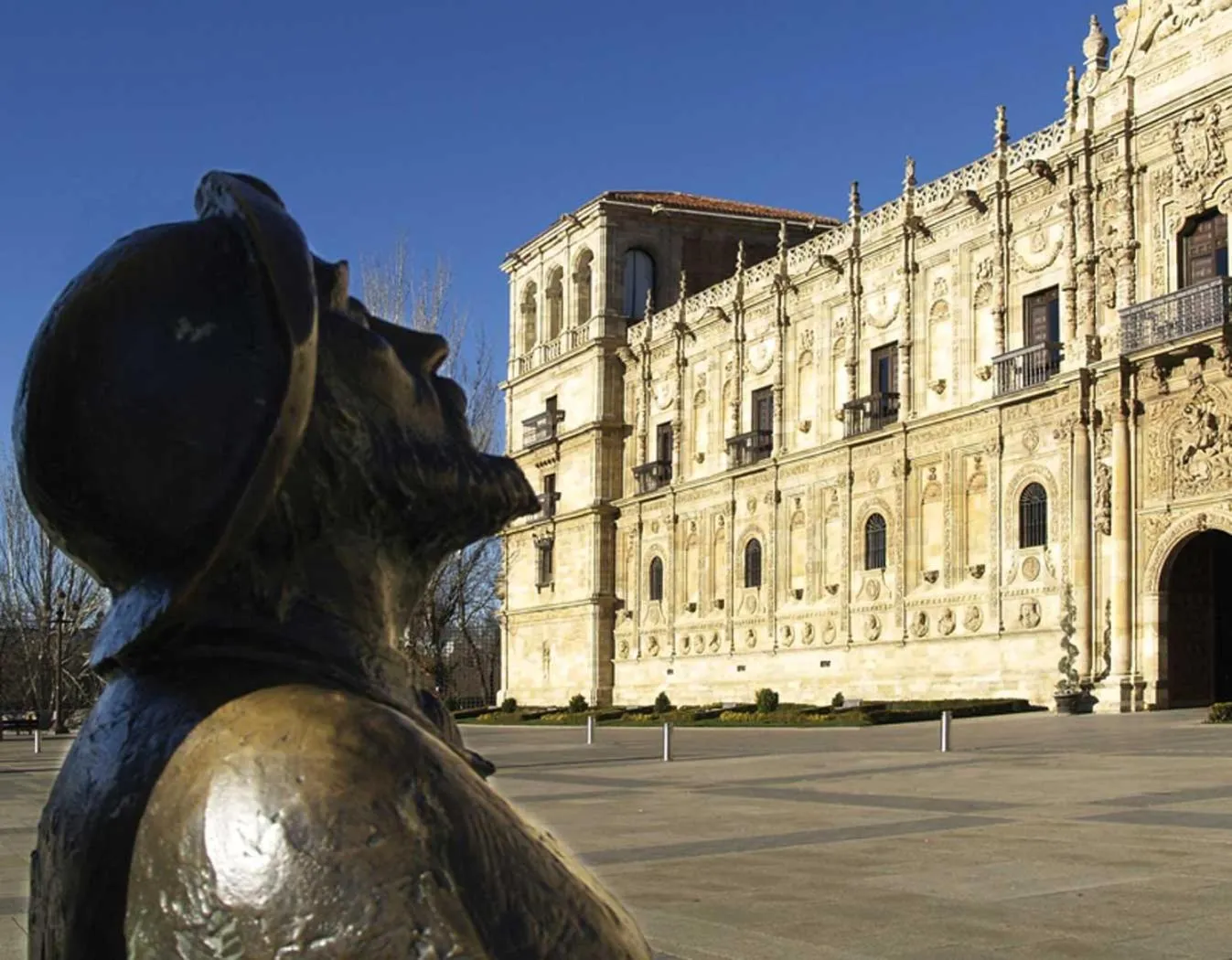 Nearby landmark in Entrevias Lodging - con Garaje y WIFI