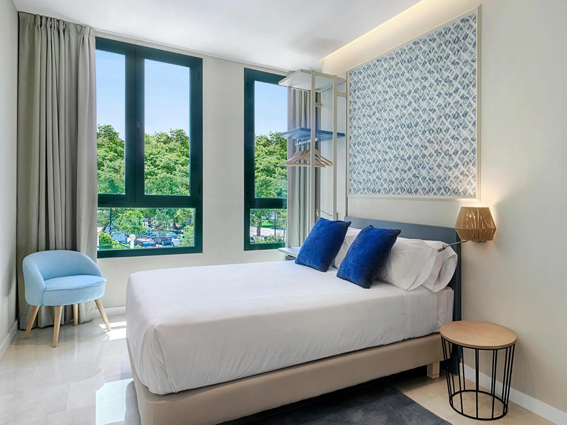 Bed in Opera House Valencia B&B