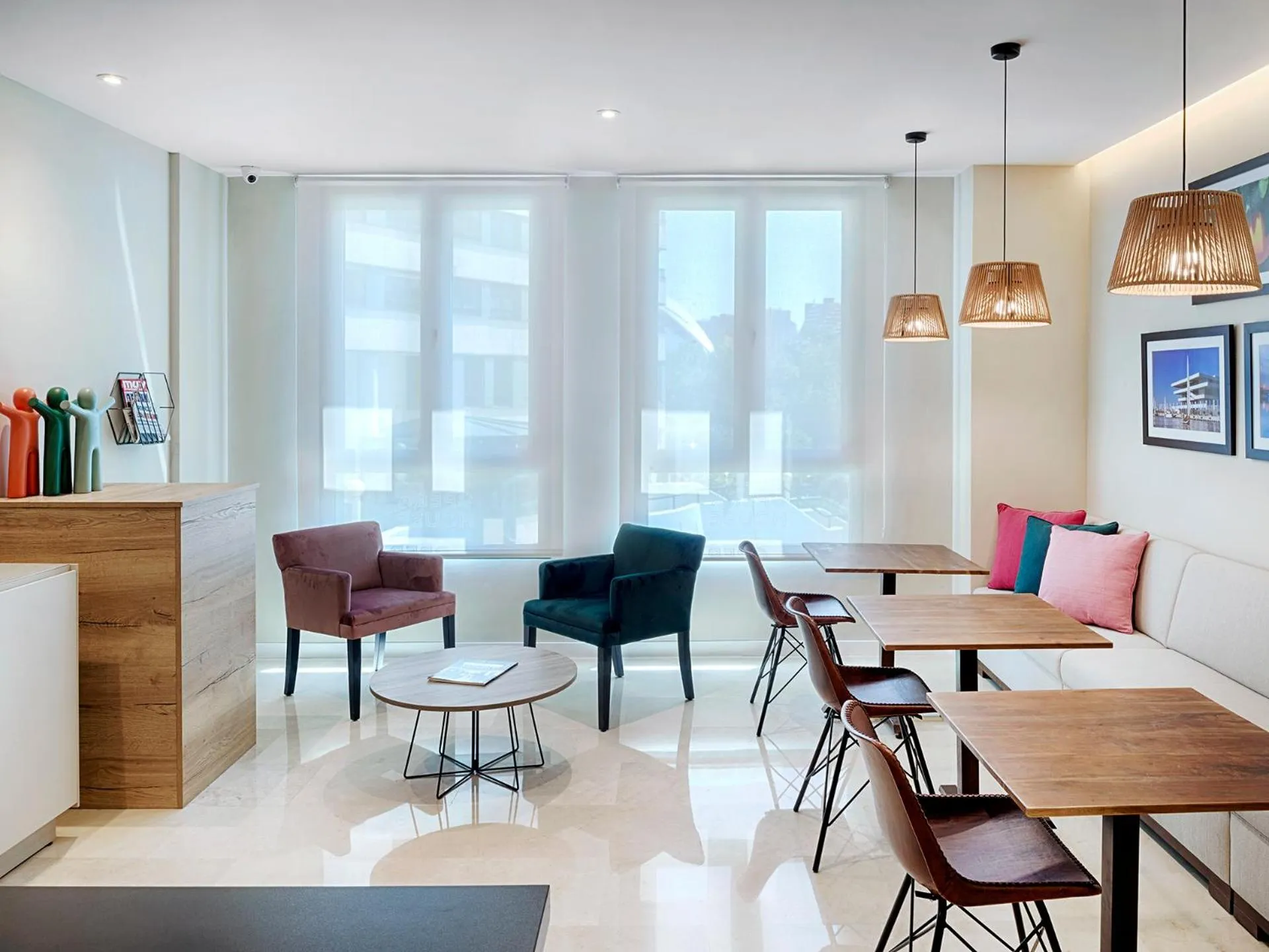 Dining area in Opera House Valencia B&B