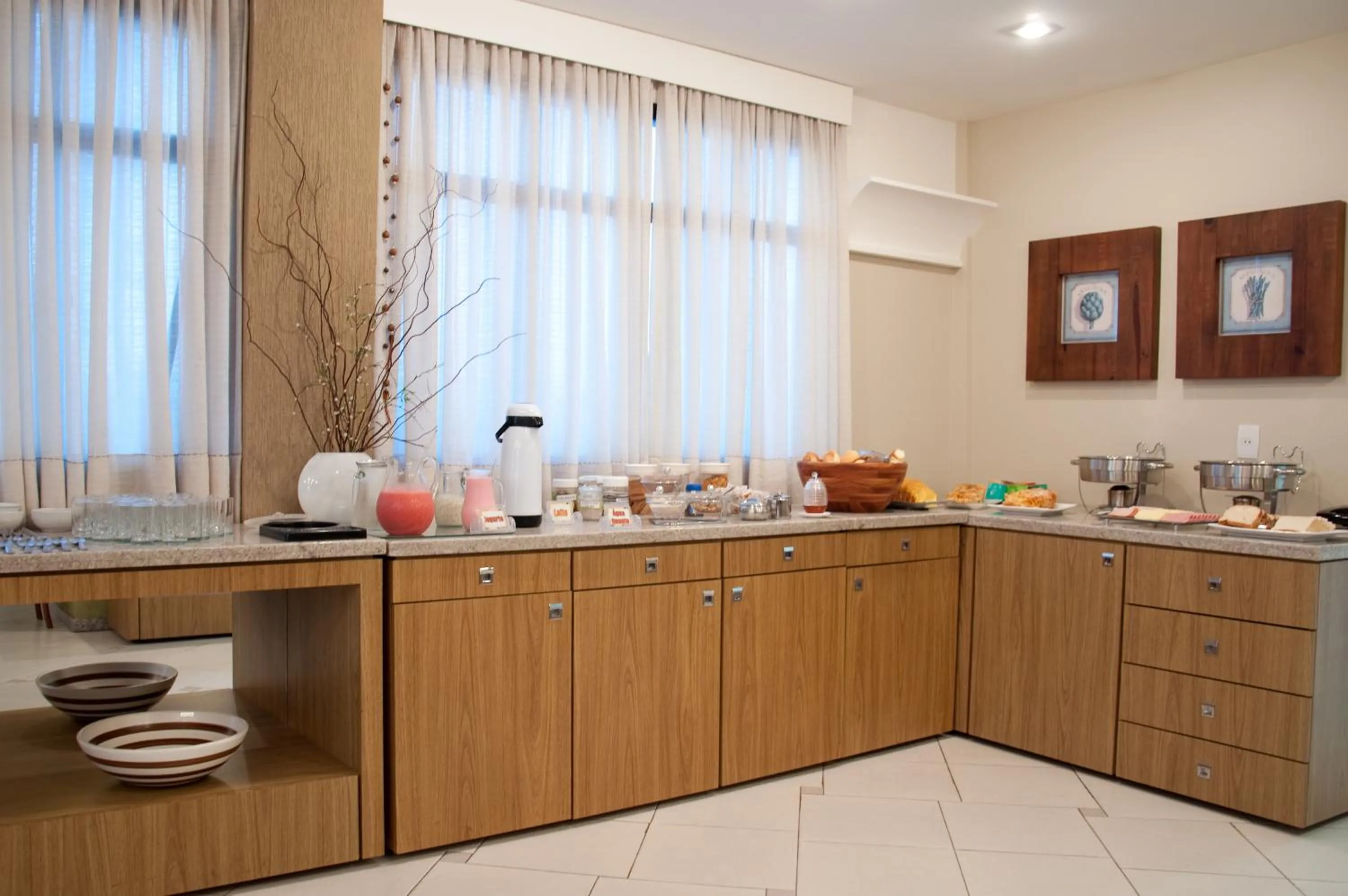 Food and drinks in Hotel Linhatur