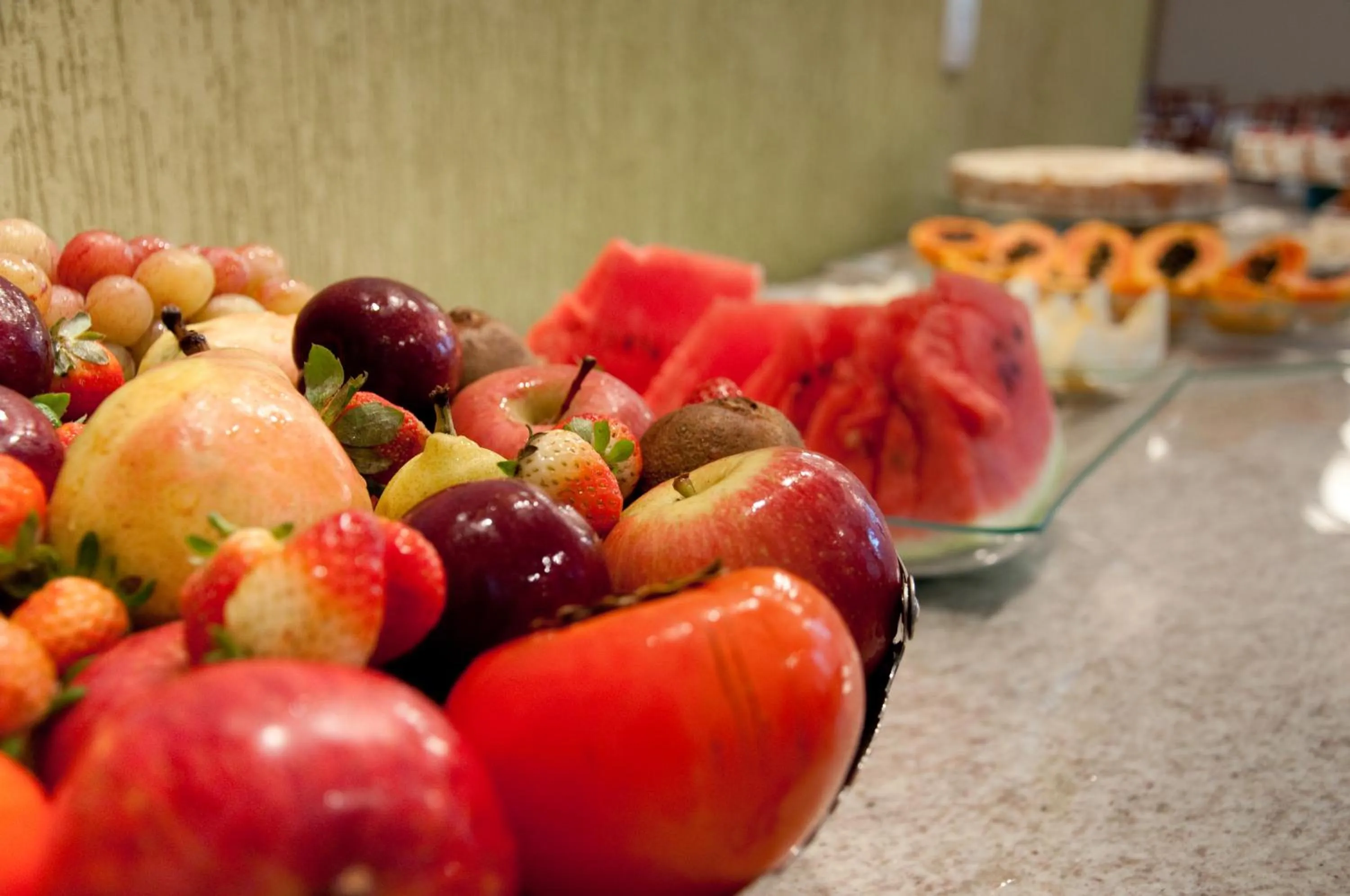 Buffet breakfast in Hotel Linhatur