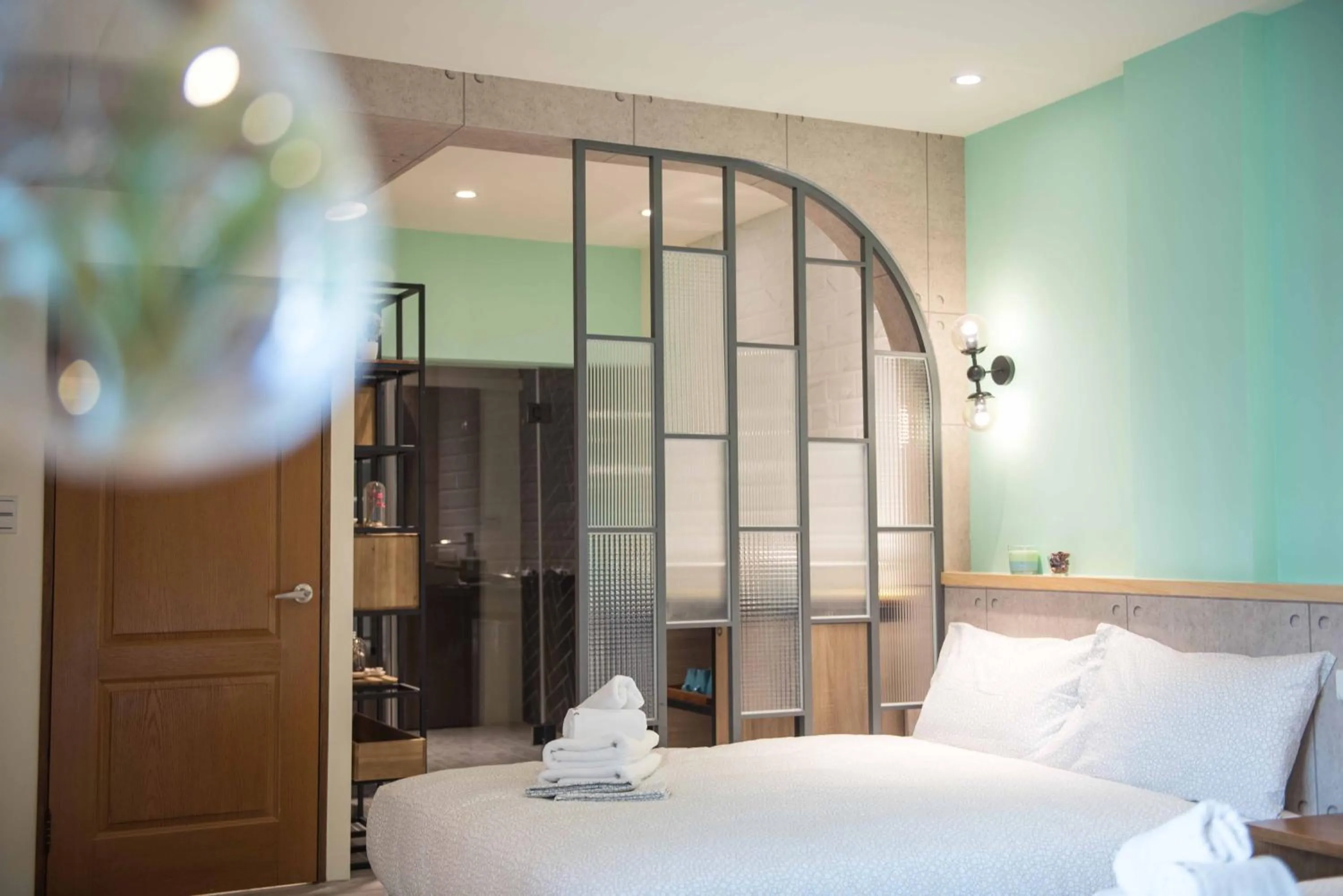 Bed in Small Bridge Good Home