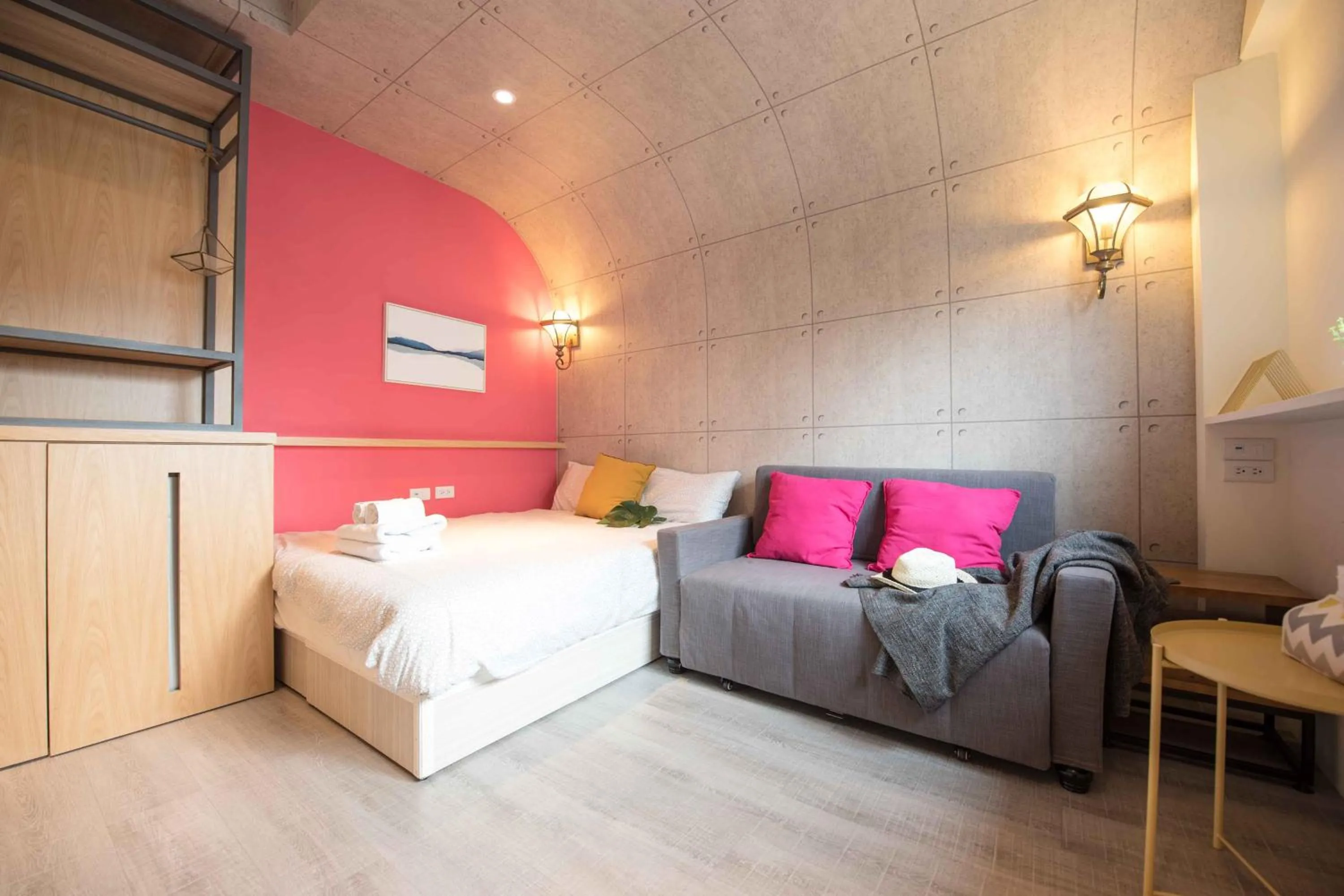 Bed in Small Bridge Good Home