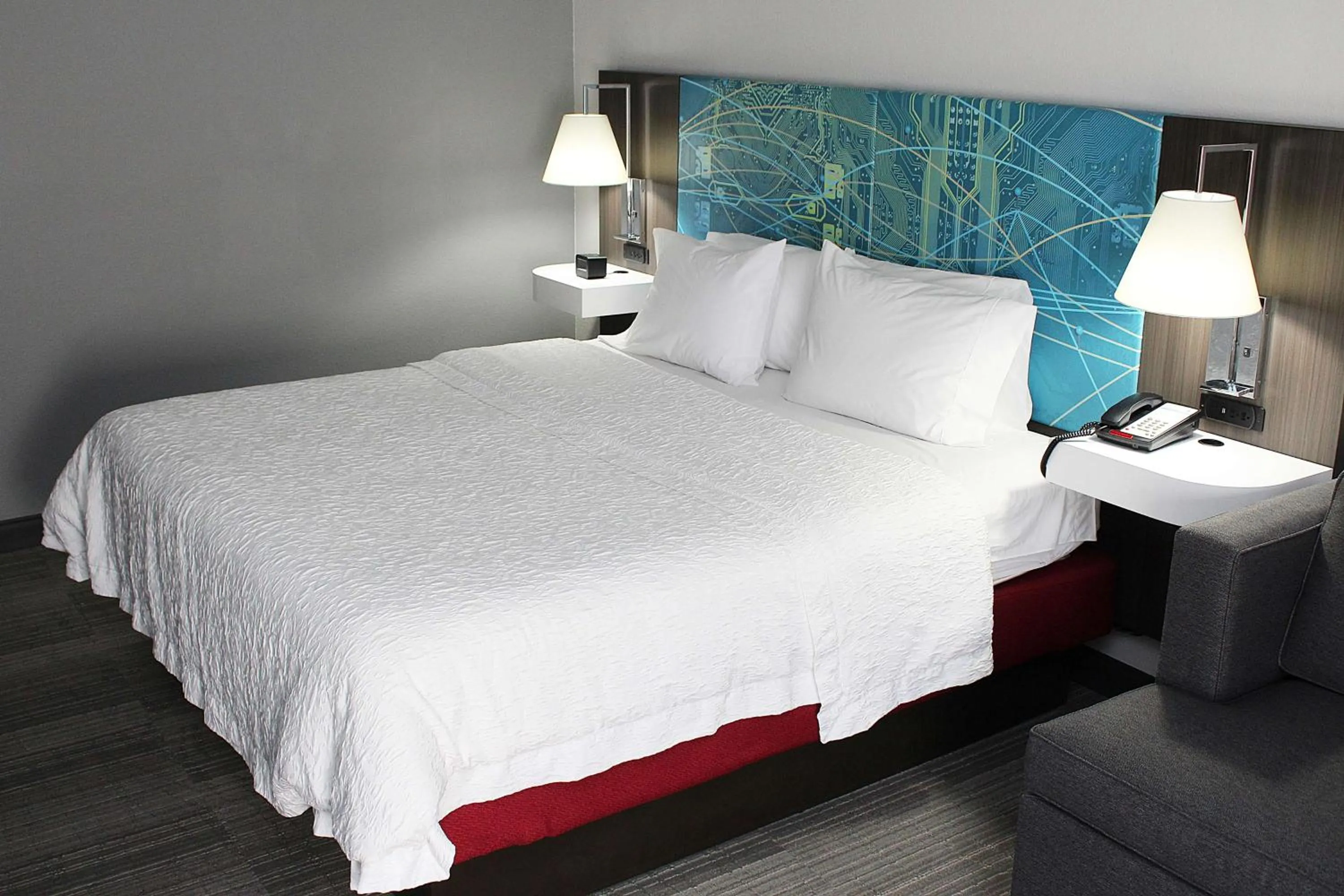 Bed in Hampton Inn Richmond KY