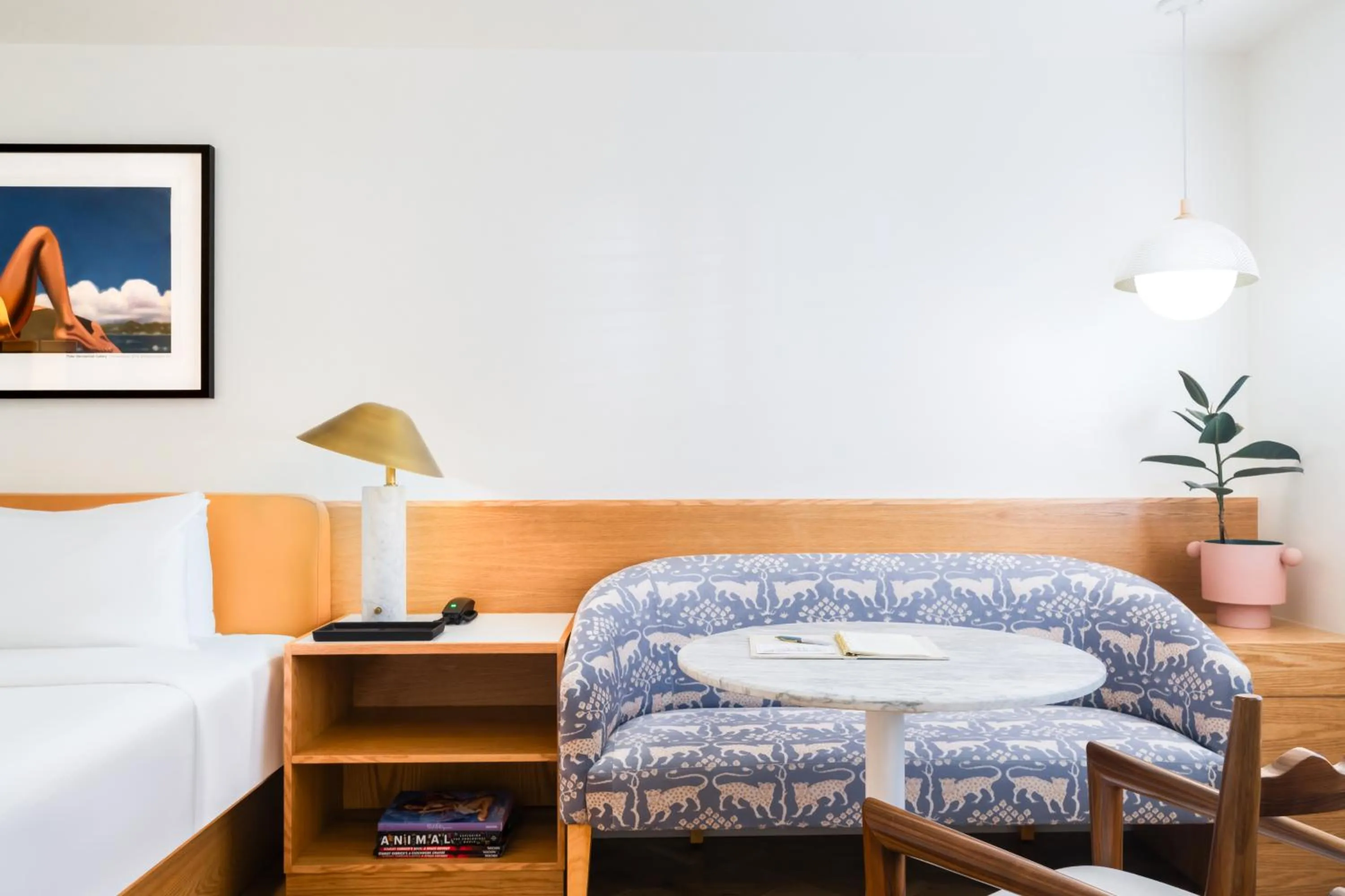 Seating area, Bed in Short Stories Hotel Near The Grove