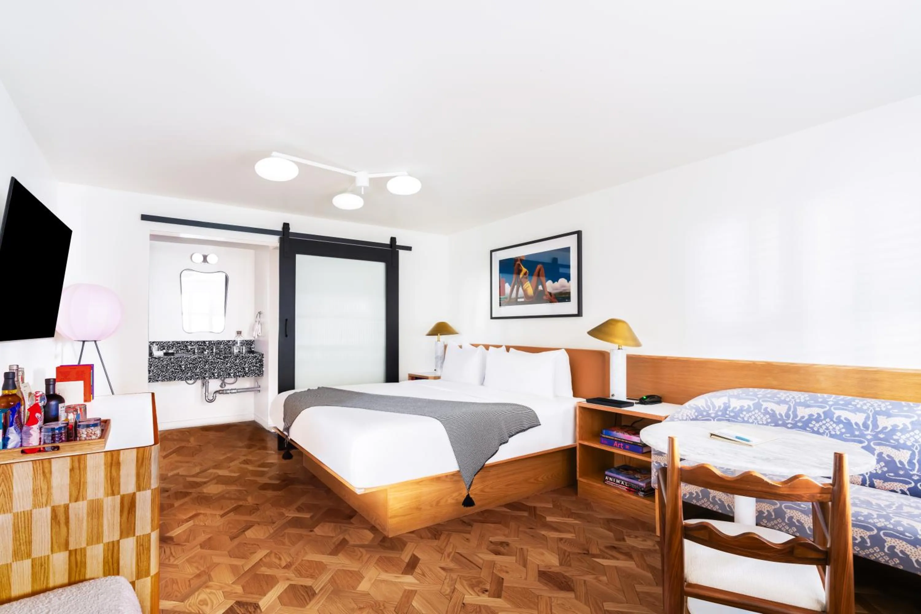 Seating area, Bed in Short Stories Hotel Near The Grove